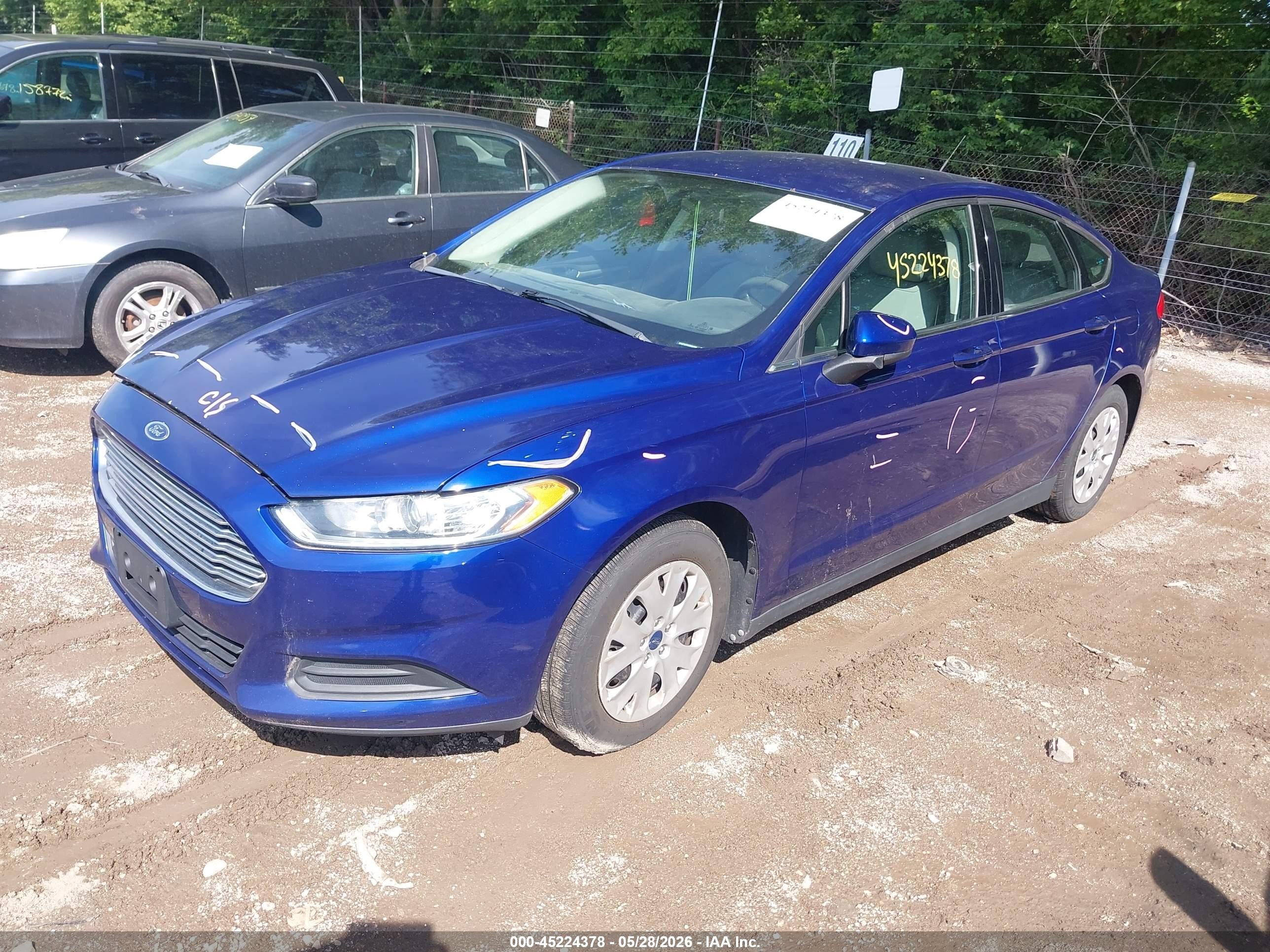 2014 Ford Fusion S Синий vin: 1FA6P0G73E5364762