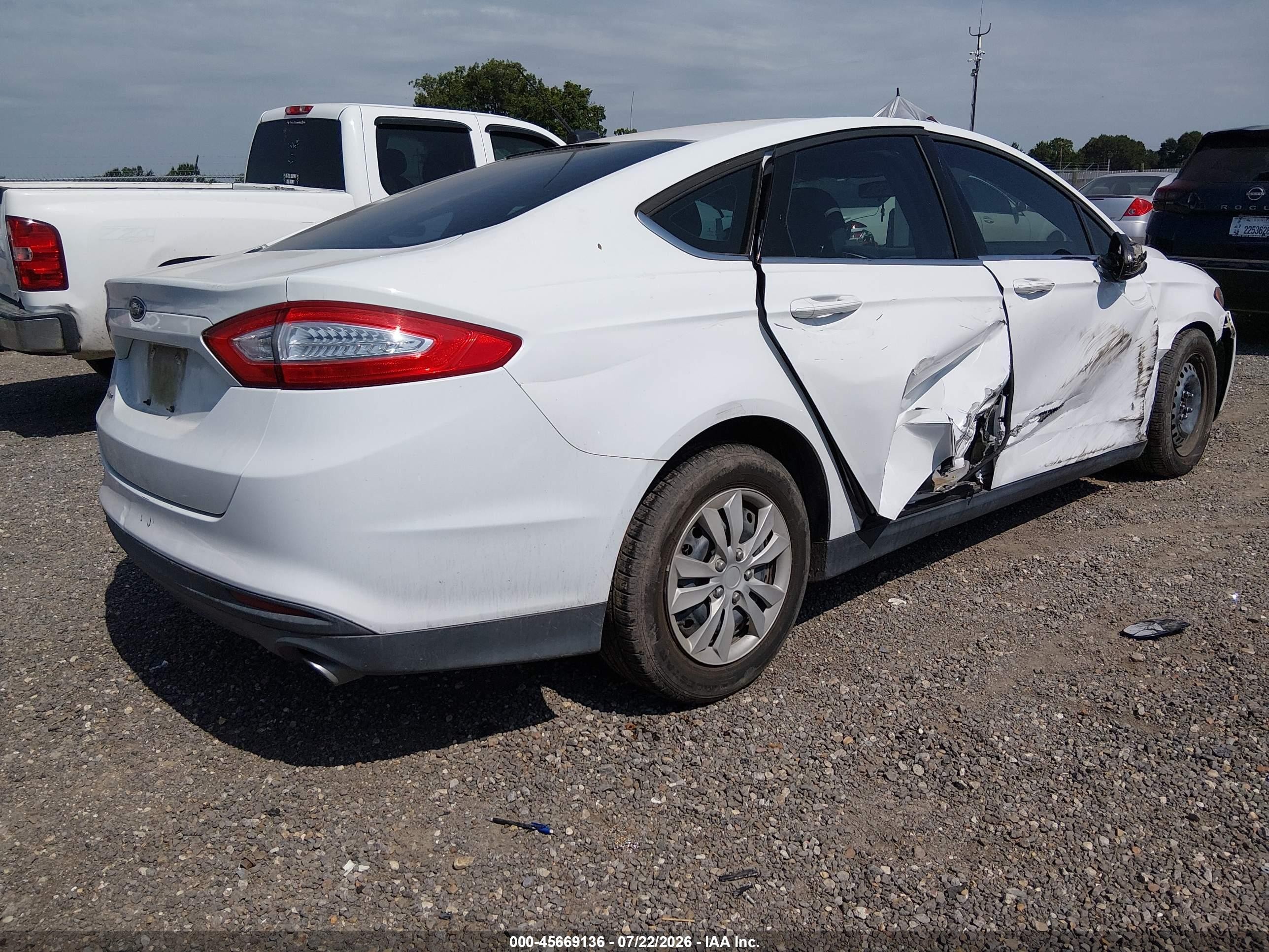 2014 Ford Fusion S White vin: 1FA6P0G73E5367757