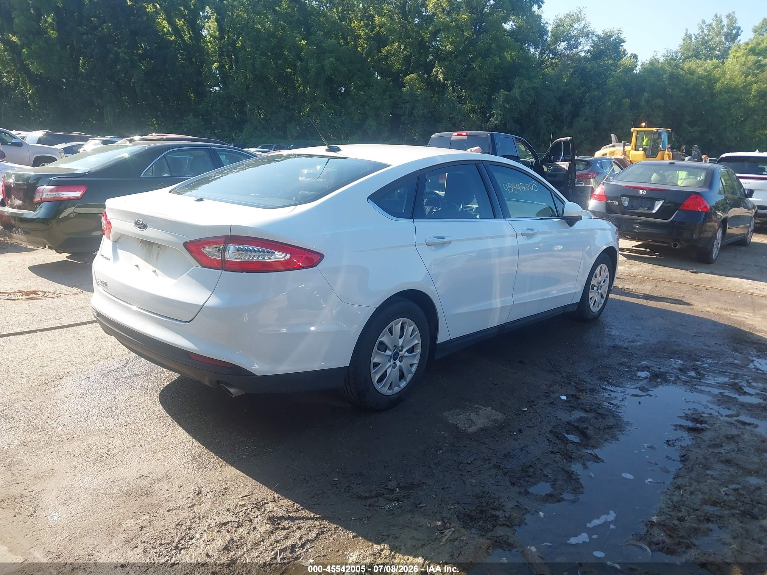 2014 Ford Fusion S White vin: 1FA6P0G73E5375809