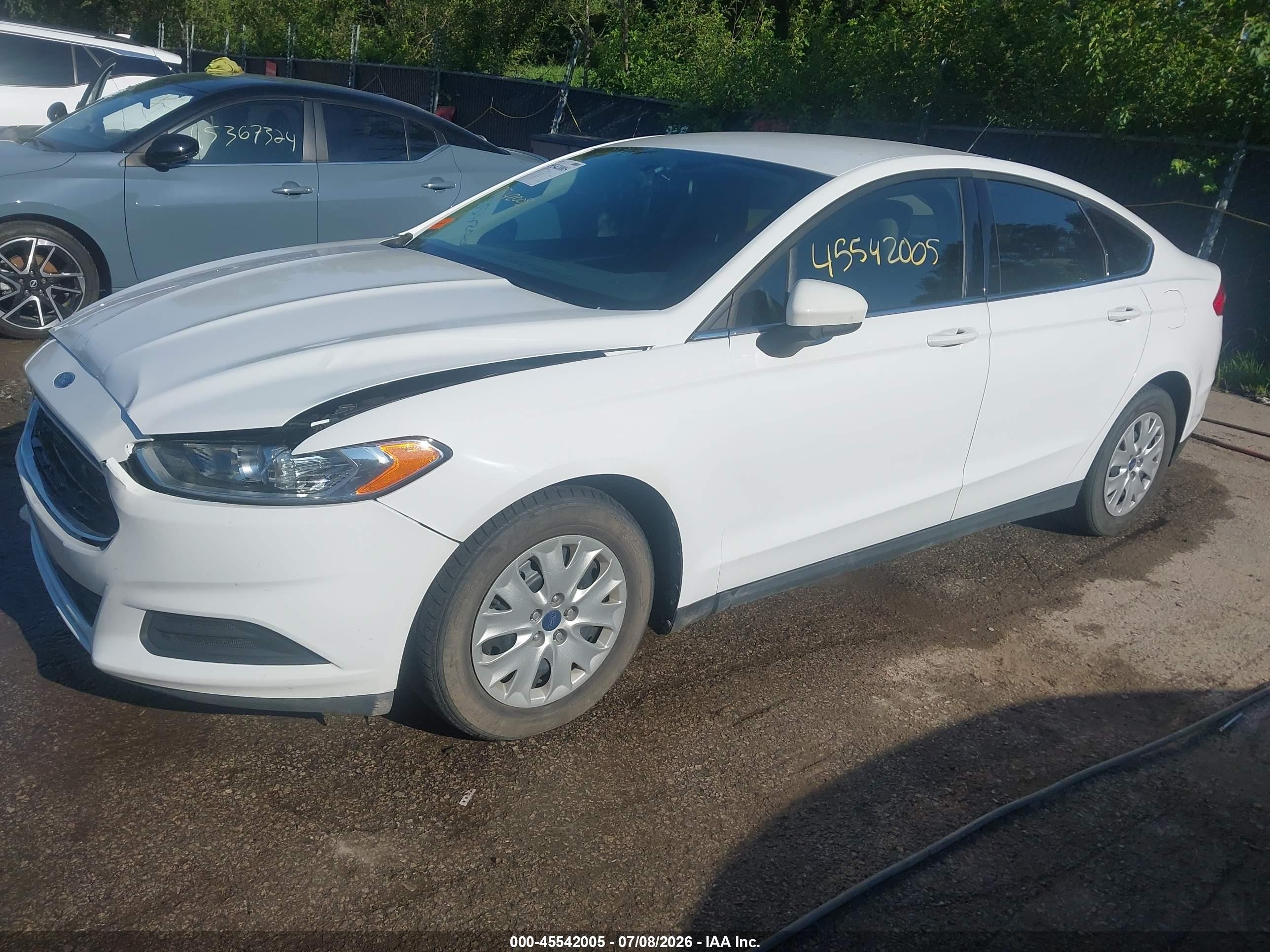 2014 Ford Fusion S White vin: 1FA6P0G73E5375809