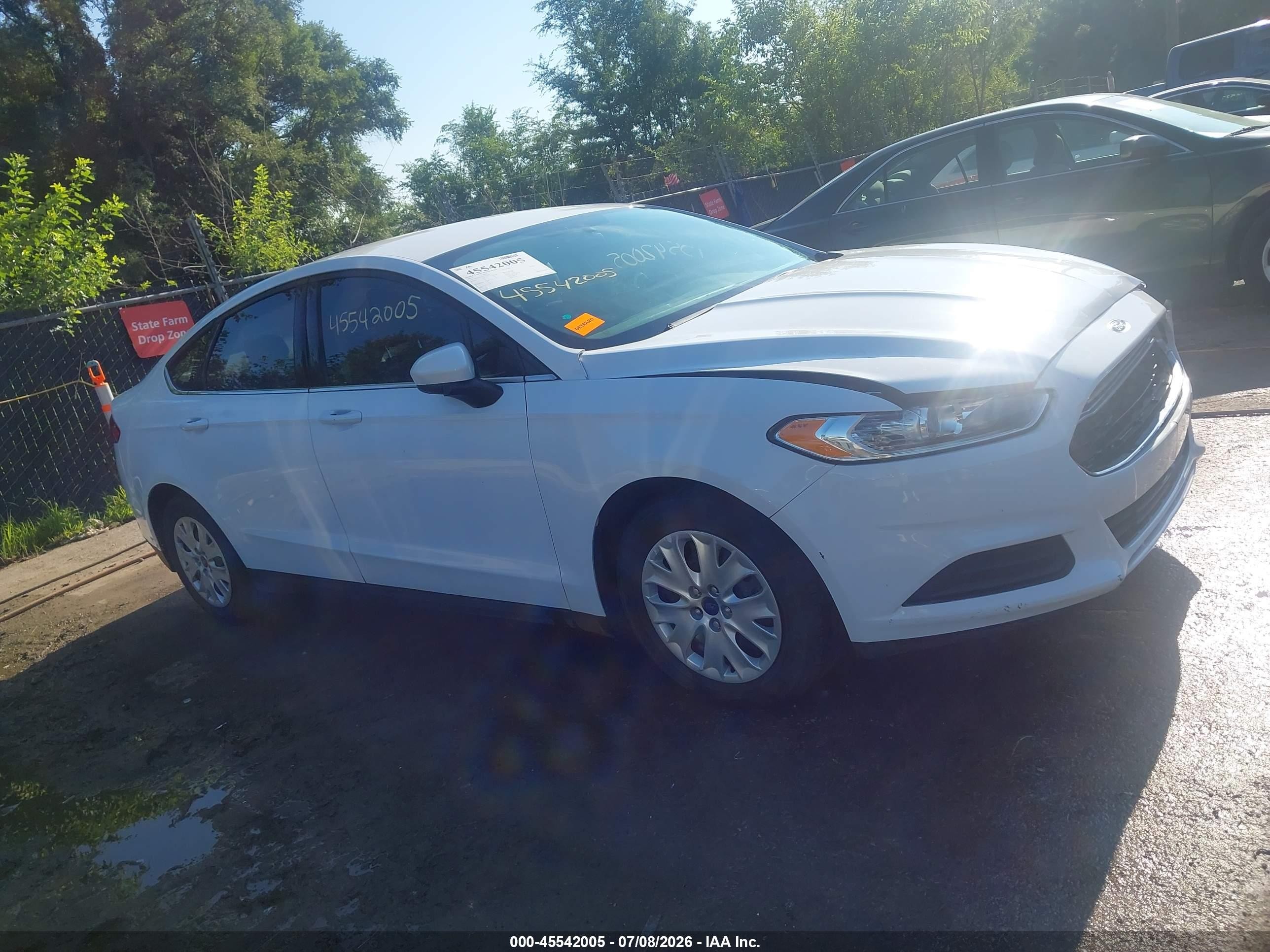 2014 Ford Fusion S White vin: 1FA6P0G73E5375809