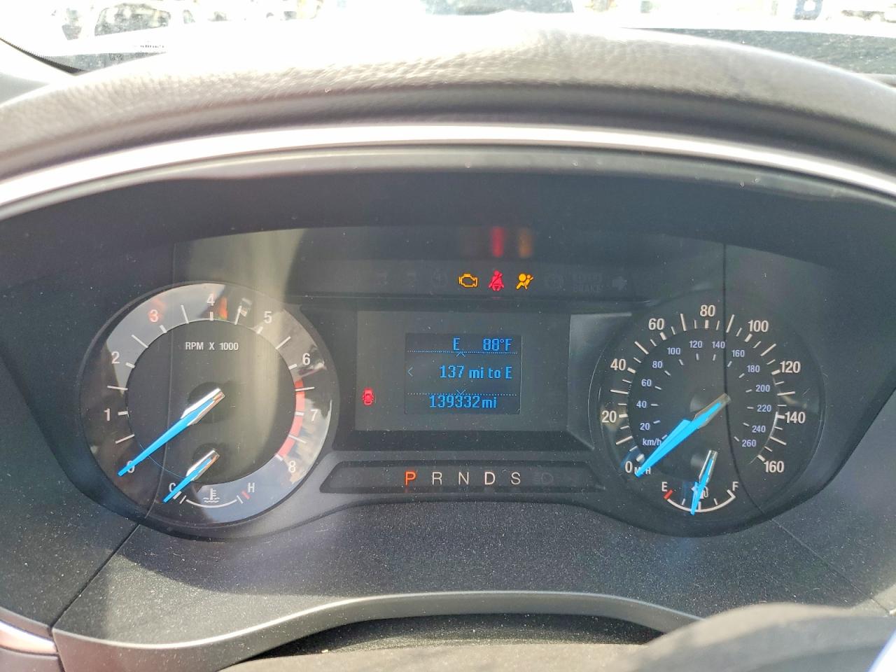 2015 Ford Fusion S Черный vin: 1FA6P0G73F5122894