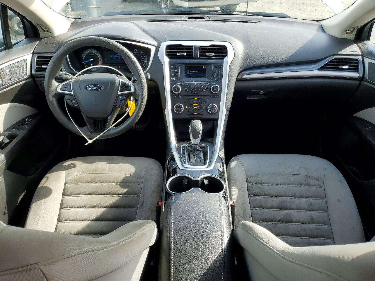2015 Ford Fusion S White vin: 1FA6P0G74F5129398