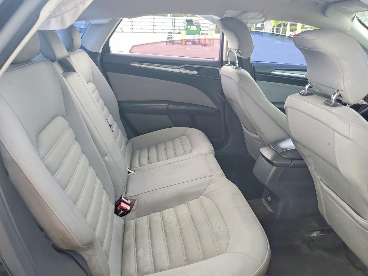 2014 Ford Fusion S Черный vin: 1FA6P0G75E5384558