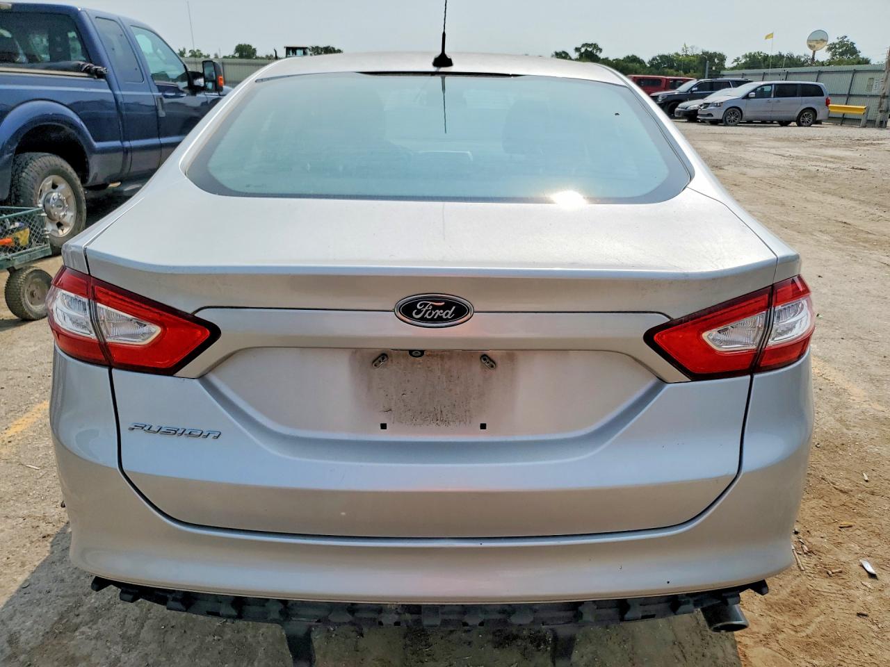 2015 Ford Fusion S Silver vin: 1FA6P0G75F5119155