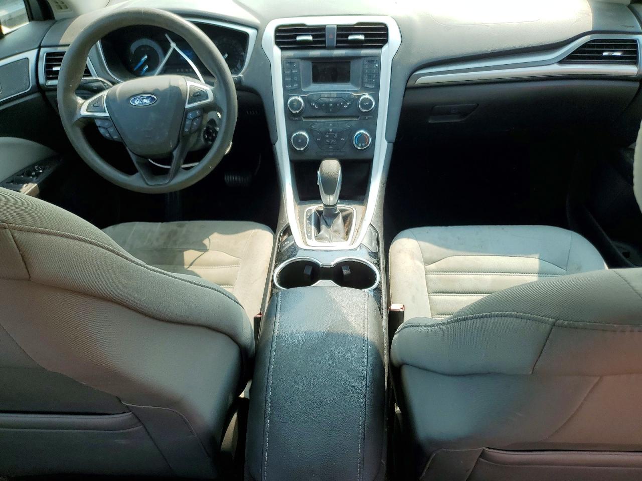 2015 Ford Fusion S Silver vin: 1FA6P0G75F5119155