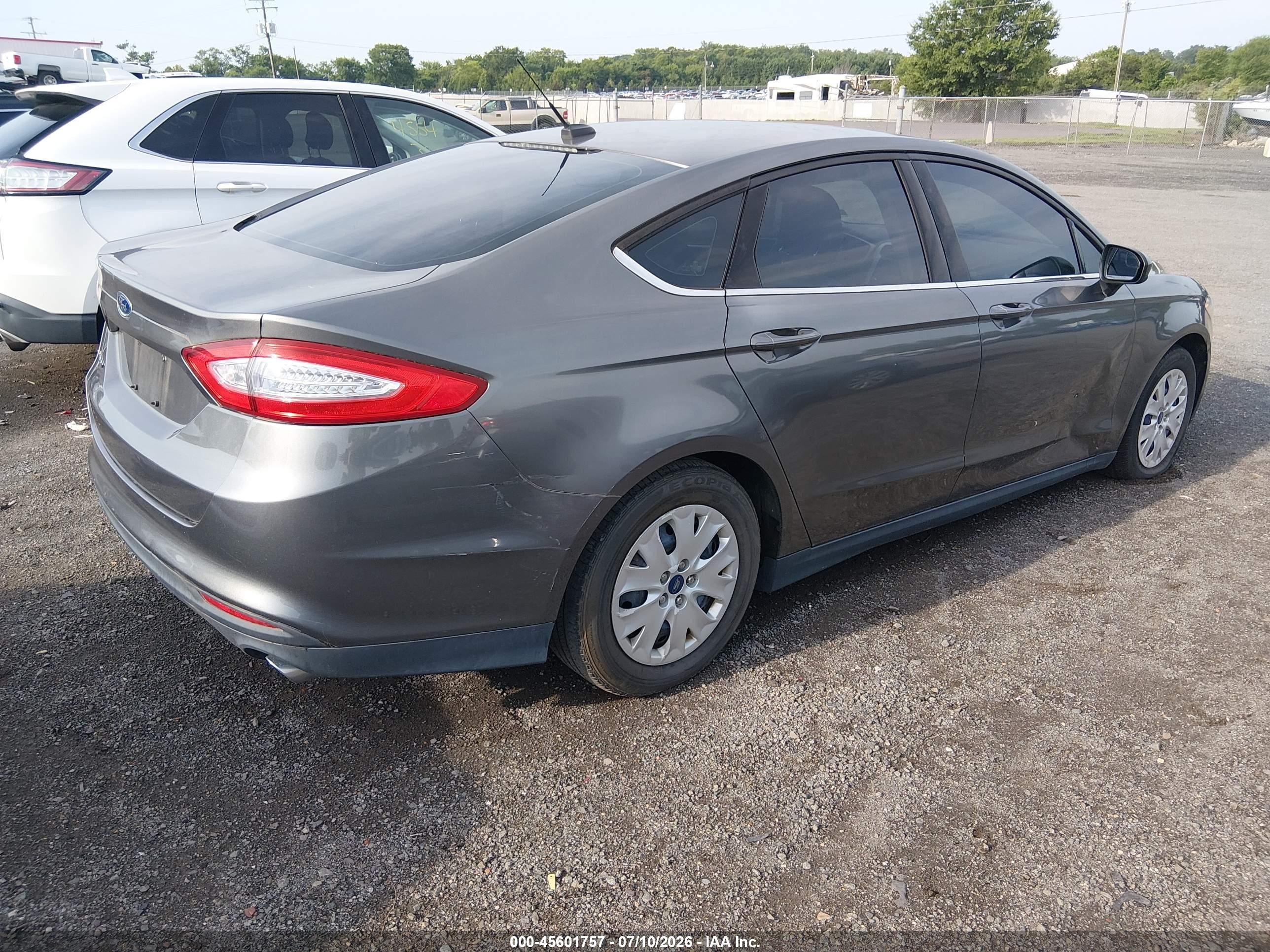 2014 Ford Fusion S Gray vin: 1FA6P0G76E5351441