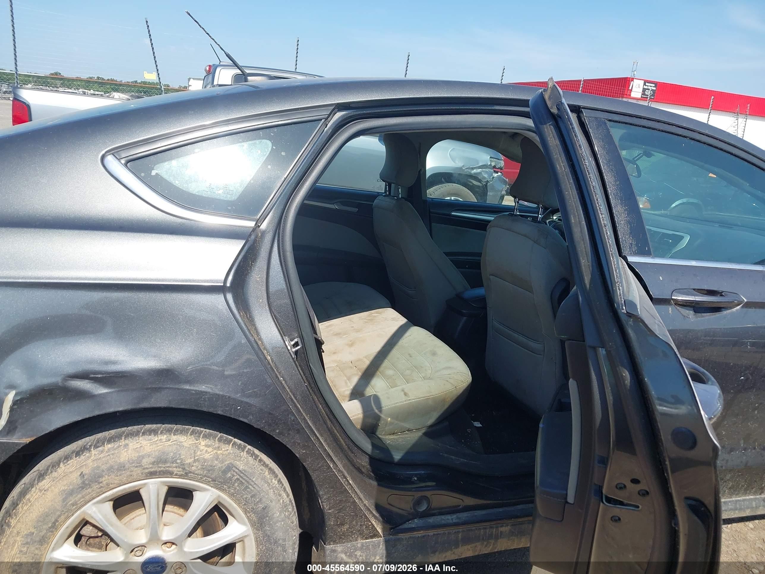 2015 Ford Fusion S Gray vin: 1FA6P0G76F5127720