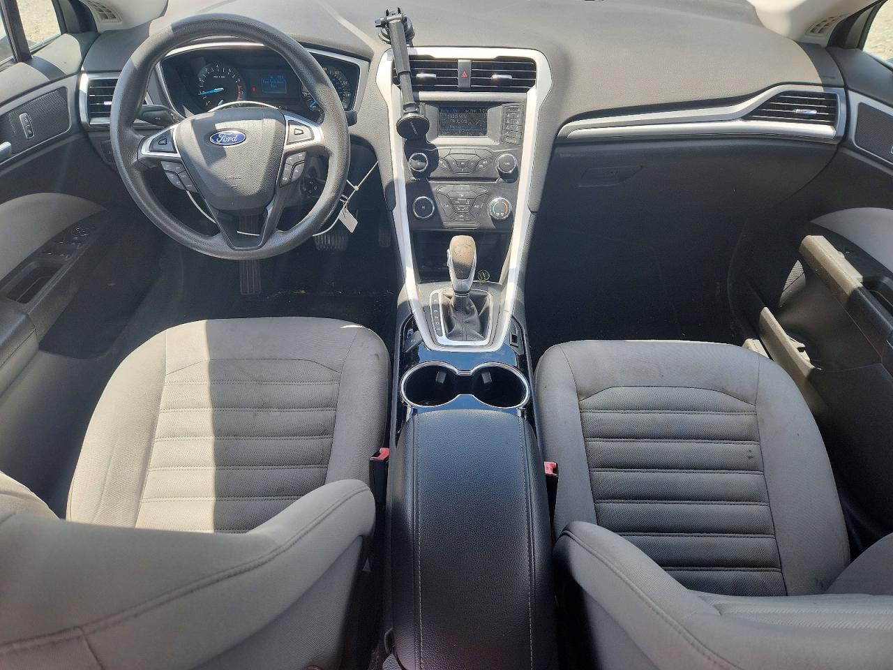 2014 Ford Fusion S White vin: 1FA6P0G77E5371696