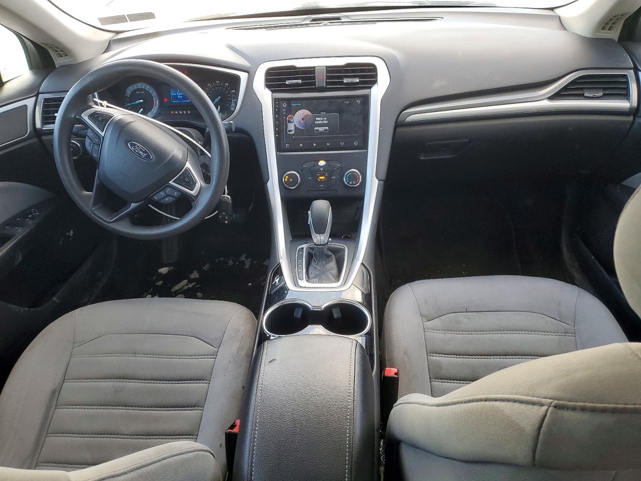 2014 Ford Fusion S Серый vin: 1FA6P0G77E5381483