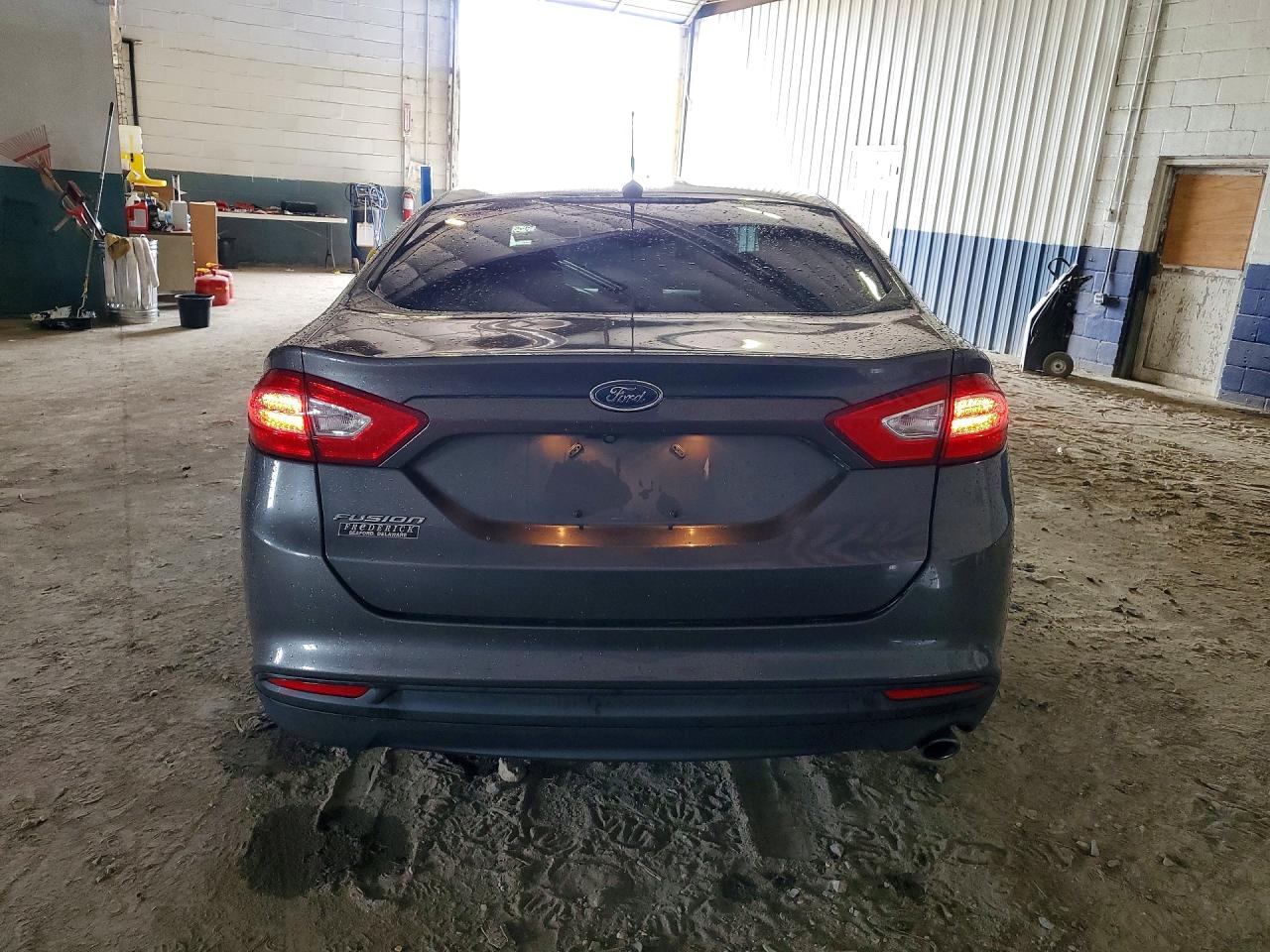 2015 Ford Fusion S Gray vin: 1FA6P0G77F5101255