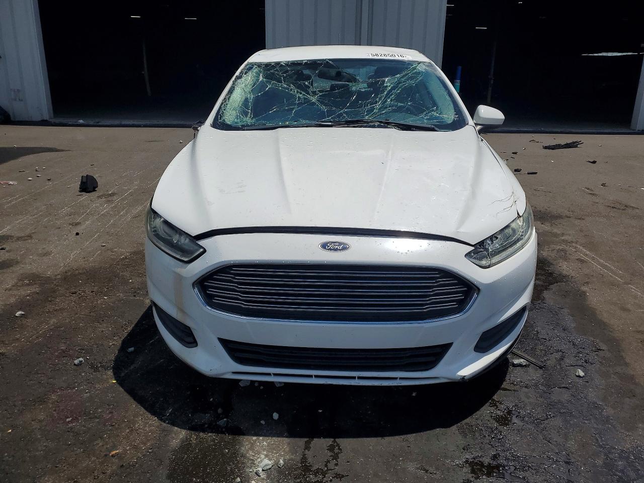 2014 Ford Fusion S Белый vin: 1FA6P0G78E5401532