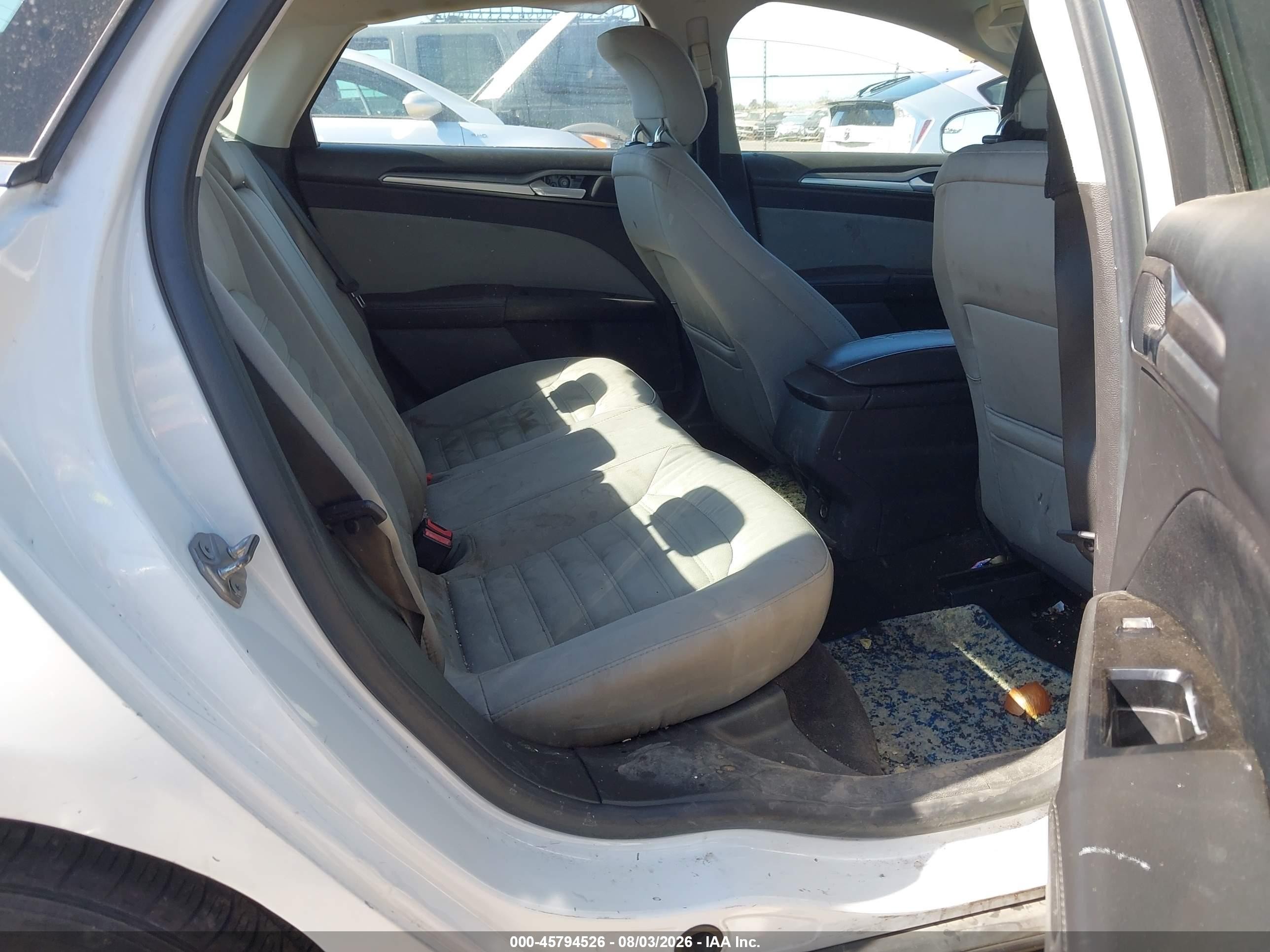 2015 Ford Fusion S White vin: 1FA6P0G78F5106772