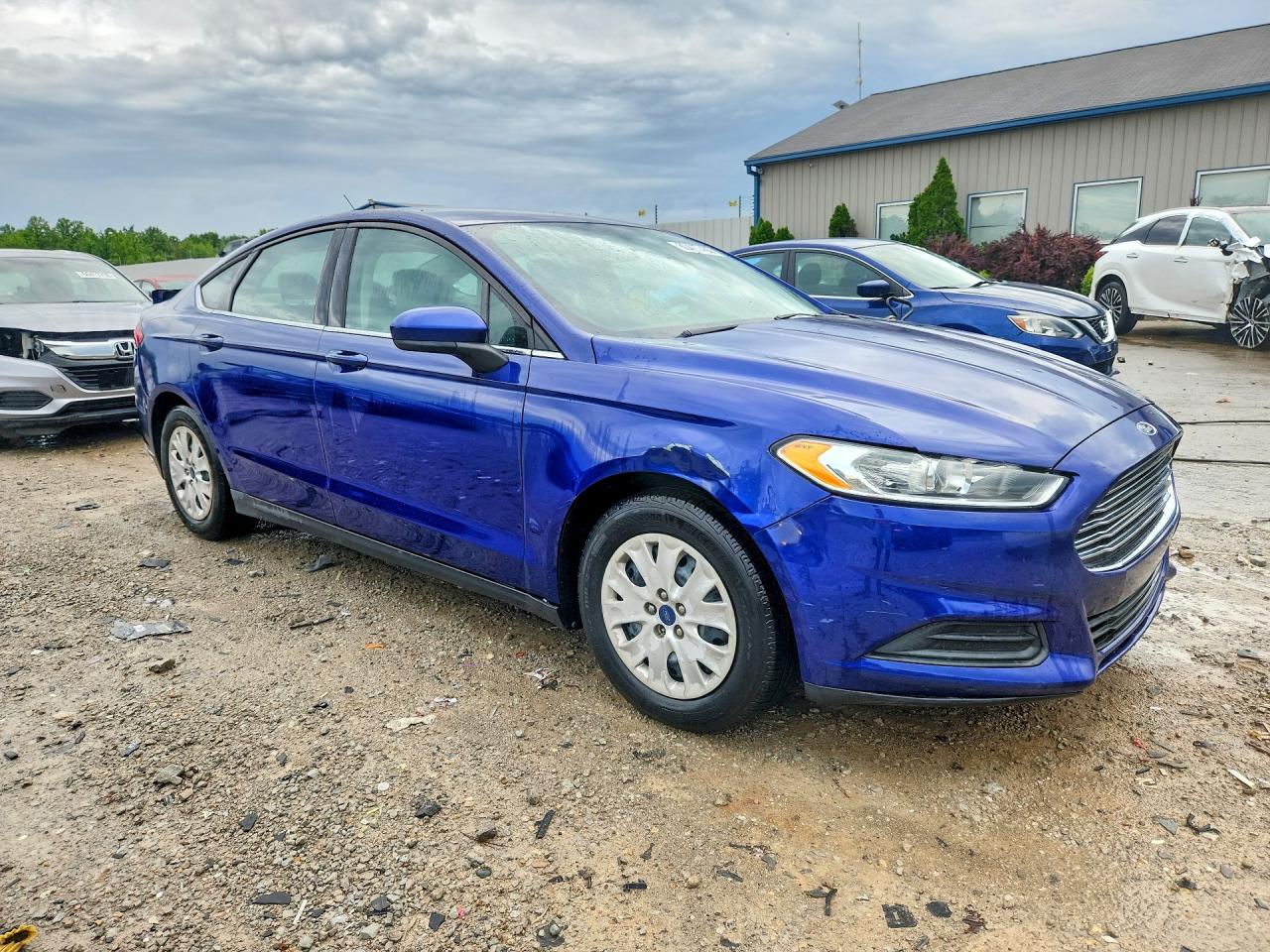 2014 Ford Fusion S Синий vin: 1FA6P0G7XE5393787