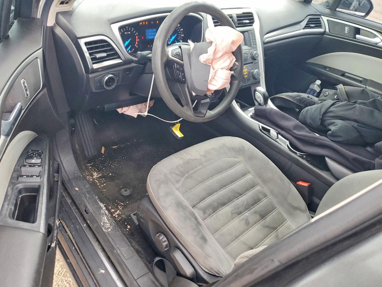 2015 Ford Fusion S Серый vin: 1FA6P0G7XF5128904