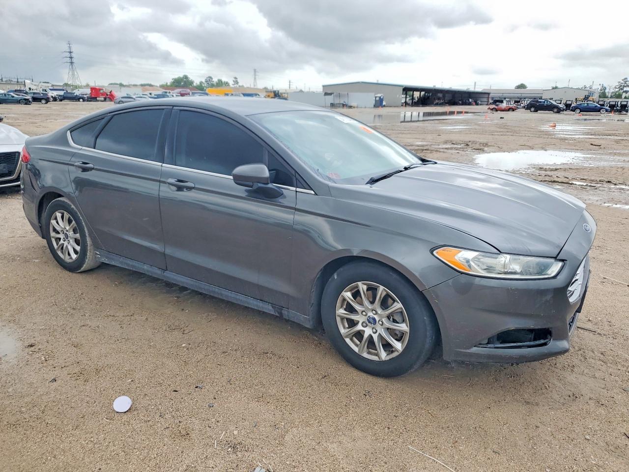 2015 Ford Fusion S Серый vin: 1FA6P0G7XF5128904