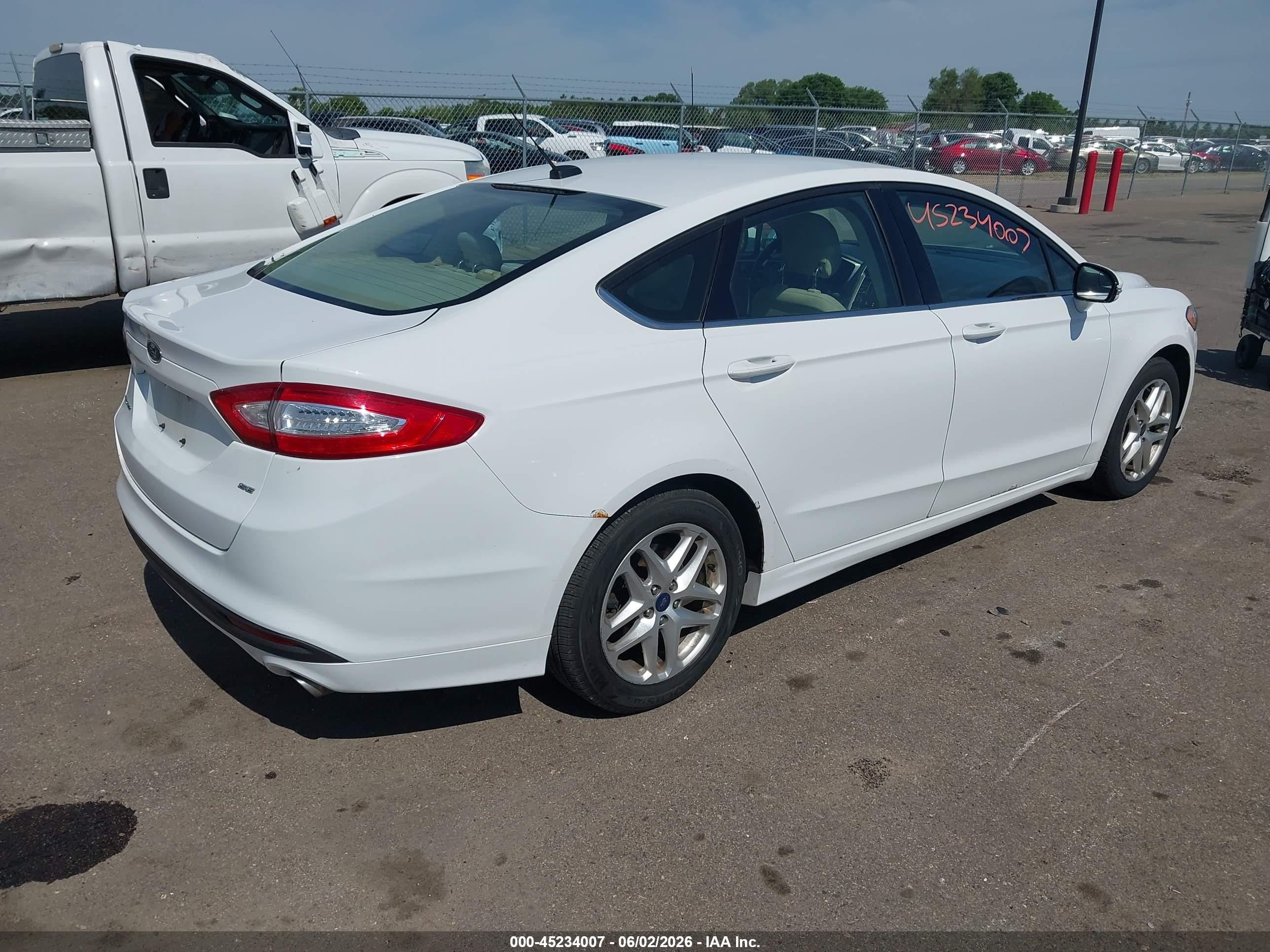 2014 Ford Fusion Se White vin: 1FA6P0H70E5377628