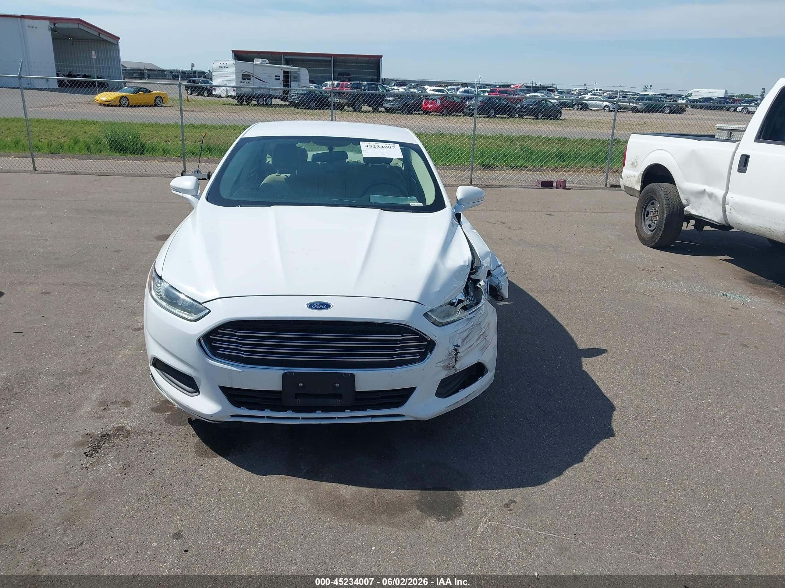 2014 Ford Fusion Se White vin: 1FA6P0H70E5377628