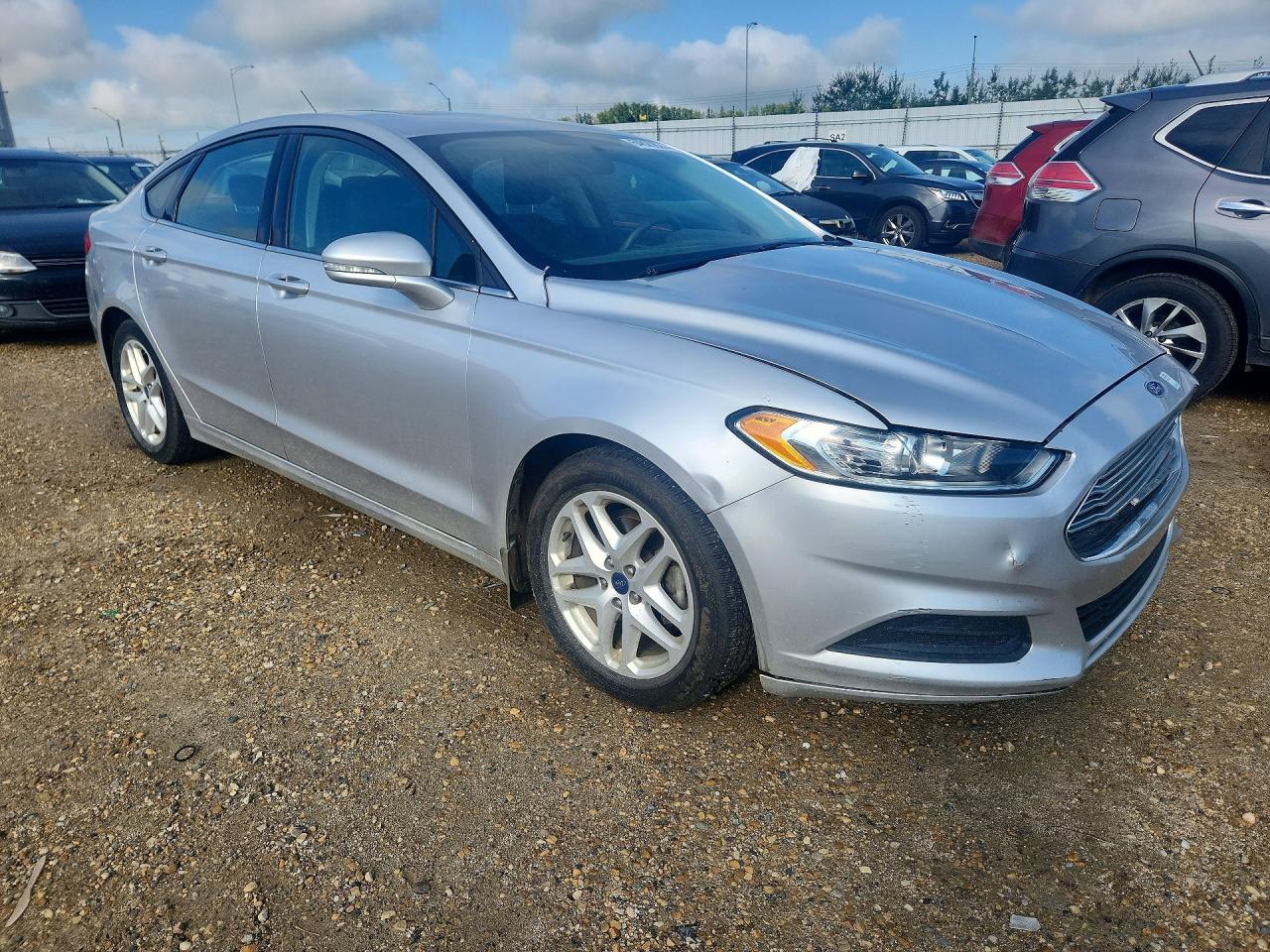 2014 Ford Fusion Se Silver vin: 1FA6P0H70E5379640