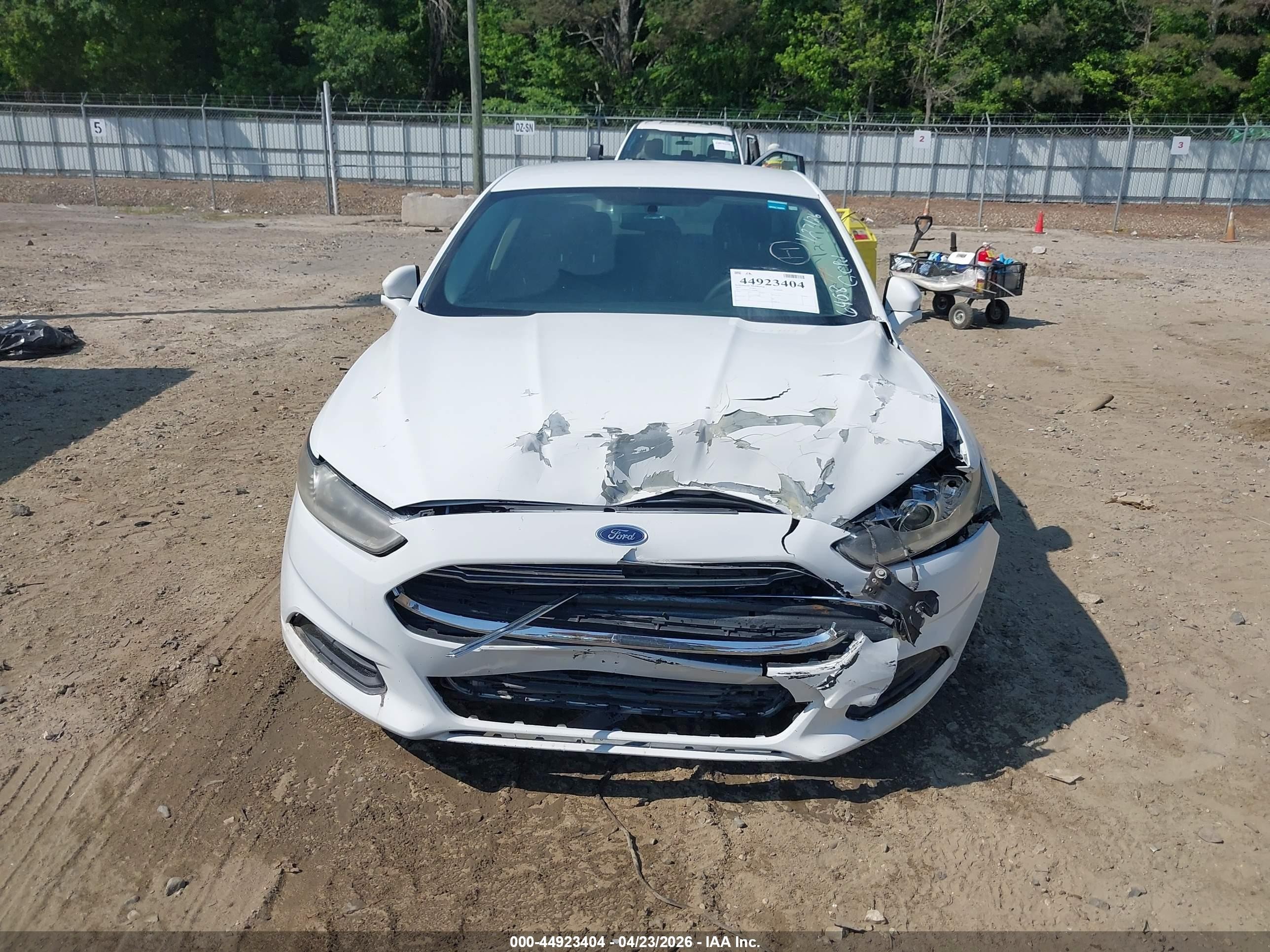 2014 Ford Fusion Se White vin: 1FA6P0H71E5406408
