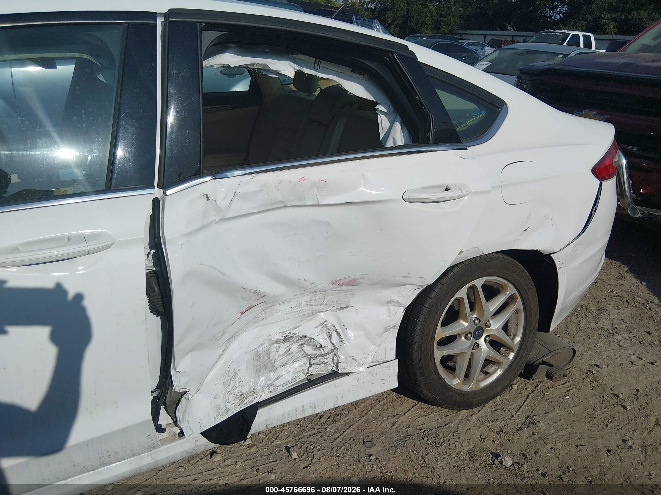2015 Ford Fusion Se White vin: 1FA6P0H71F5102819