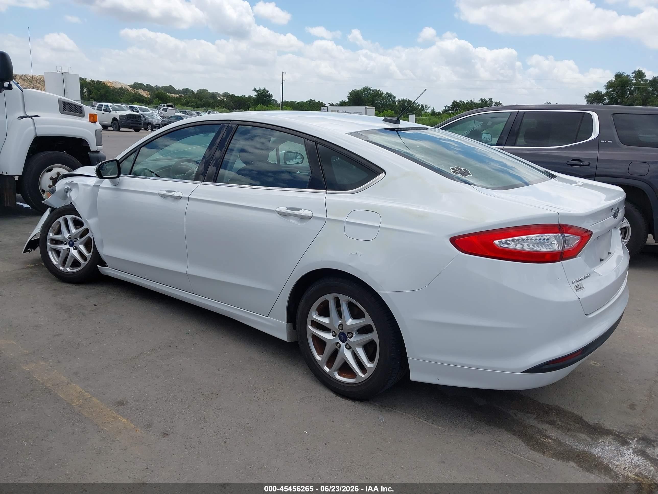 2015 Ford Fusion Se White vin: 1FA6P0H71F5107633