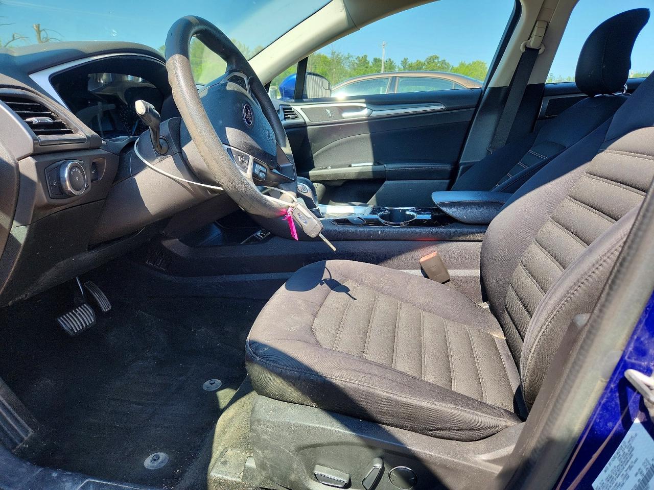 2015 Ford Fusion Se Blue vin: 1FA6P0H71F5109897