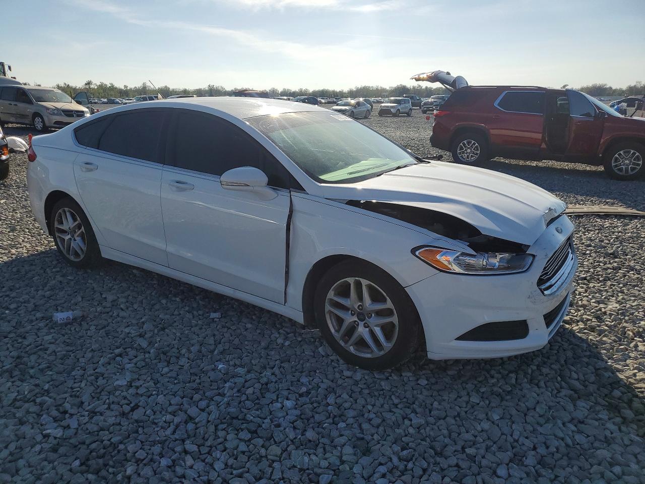 2015 Ford Fusion Se Белый vin: 1FA6P0H71F5115442