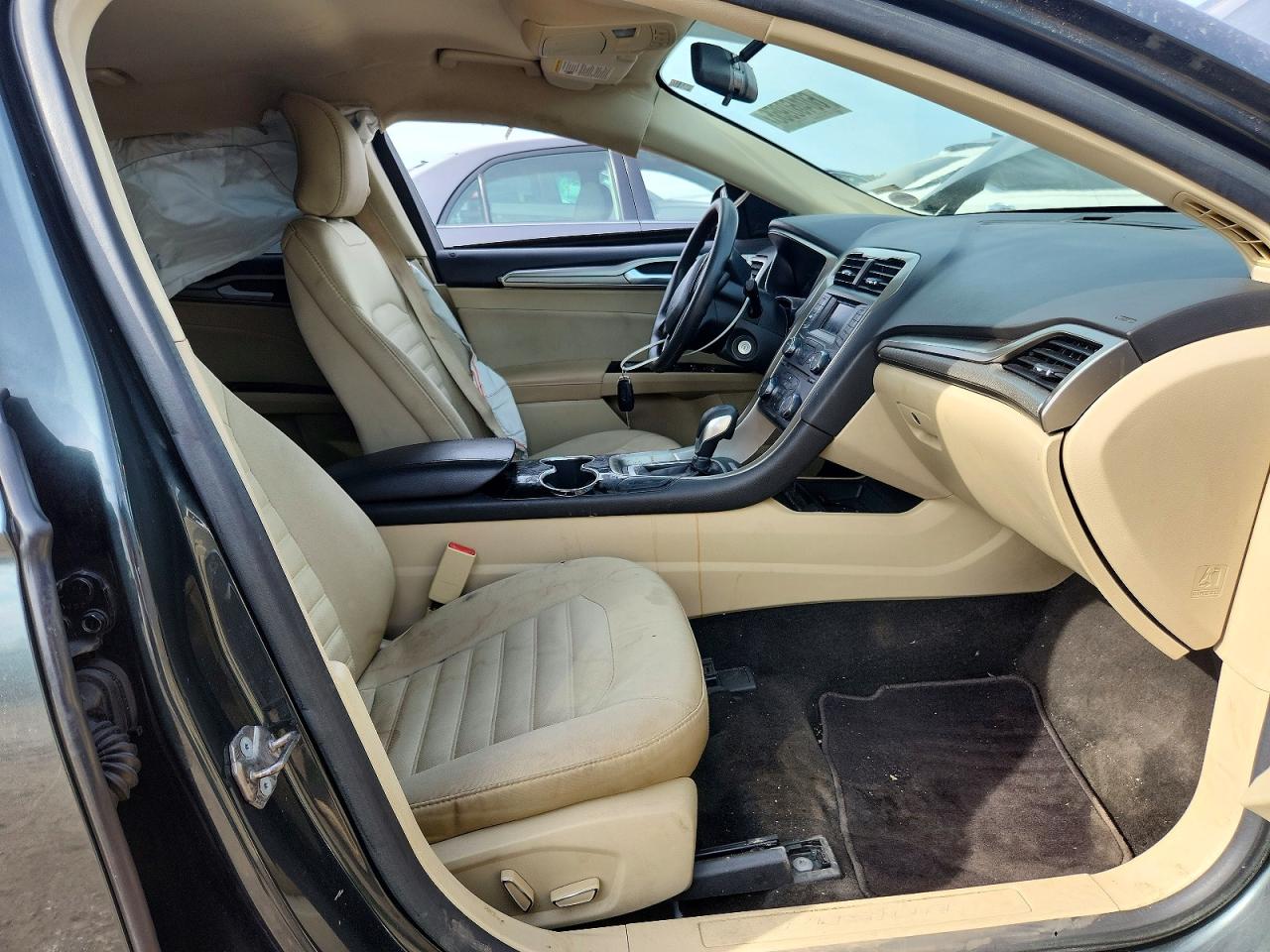 2015 Ford Fusion Se Зеленый vin: 1FA6P0H71F5117126