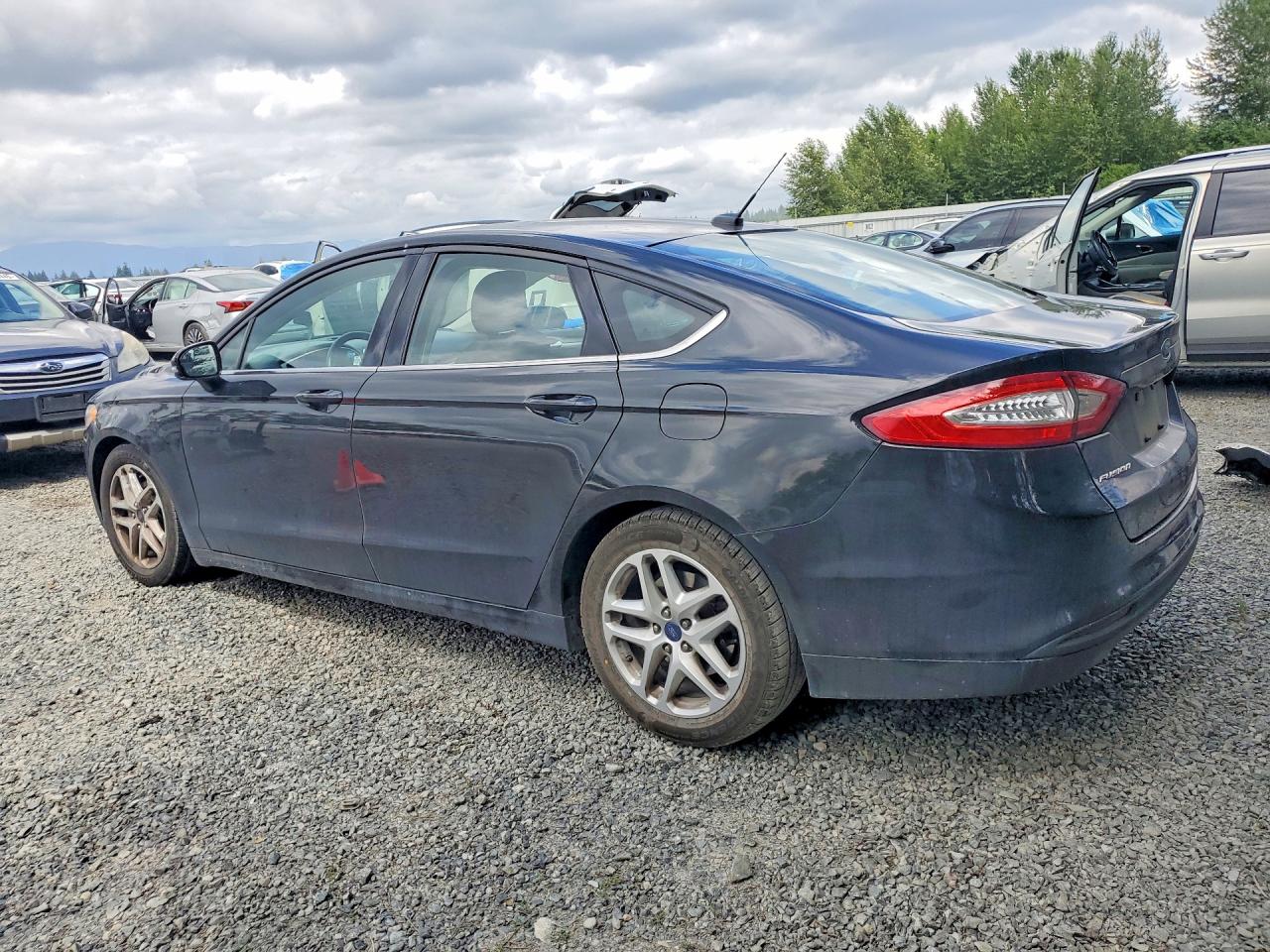 2015 Ford Fusion Se Black vin: 1FA6P0H71F5119040