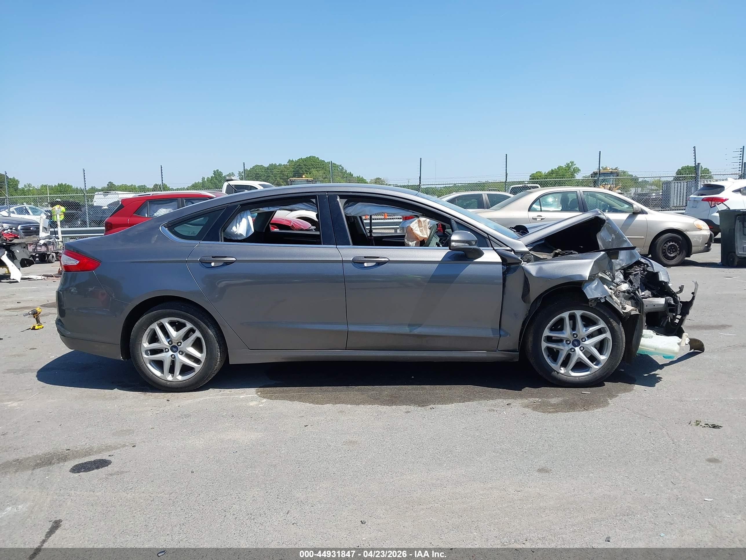 2014 Ford Fusion Se Gray vin: 1FA6P0H72E5380028