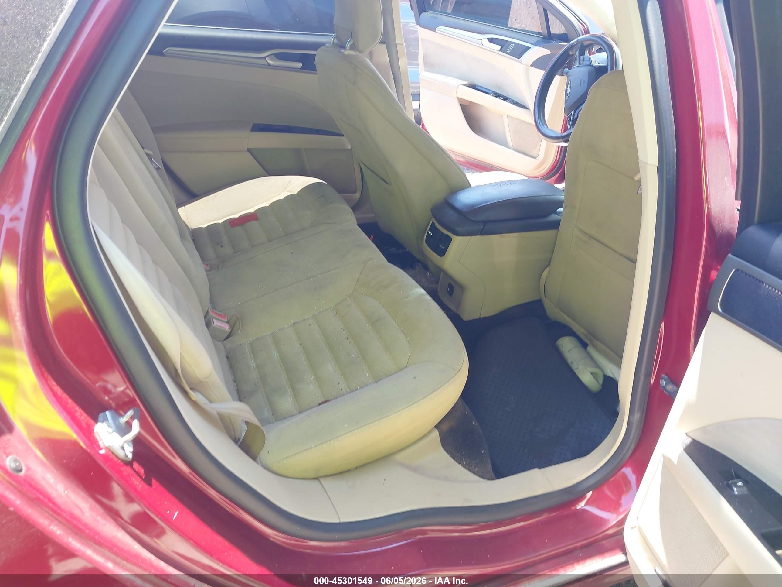 2014 Ford Fusion Se Red vin: 1FA6P0H72E5386816