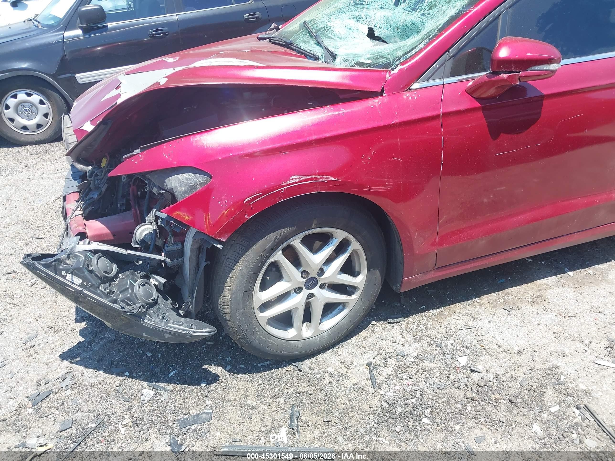 2014 Ford Fusion Se Red vin: 1FA6P0H72E5386816