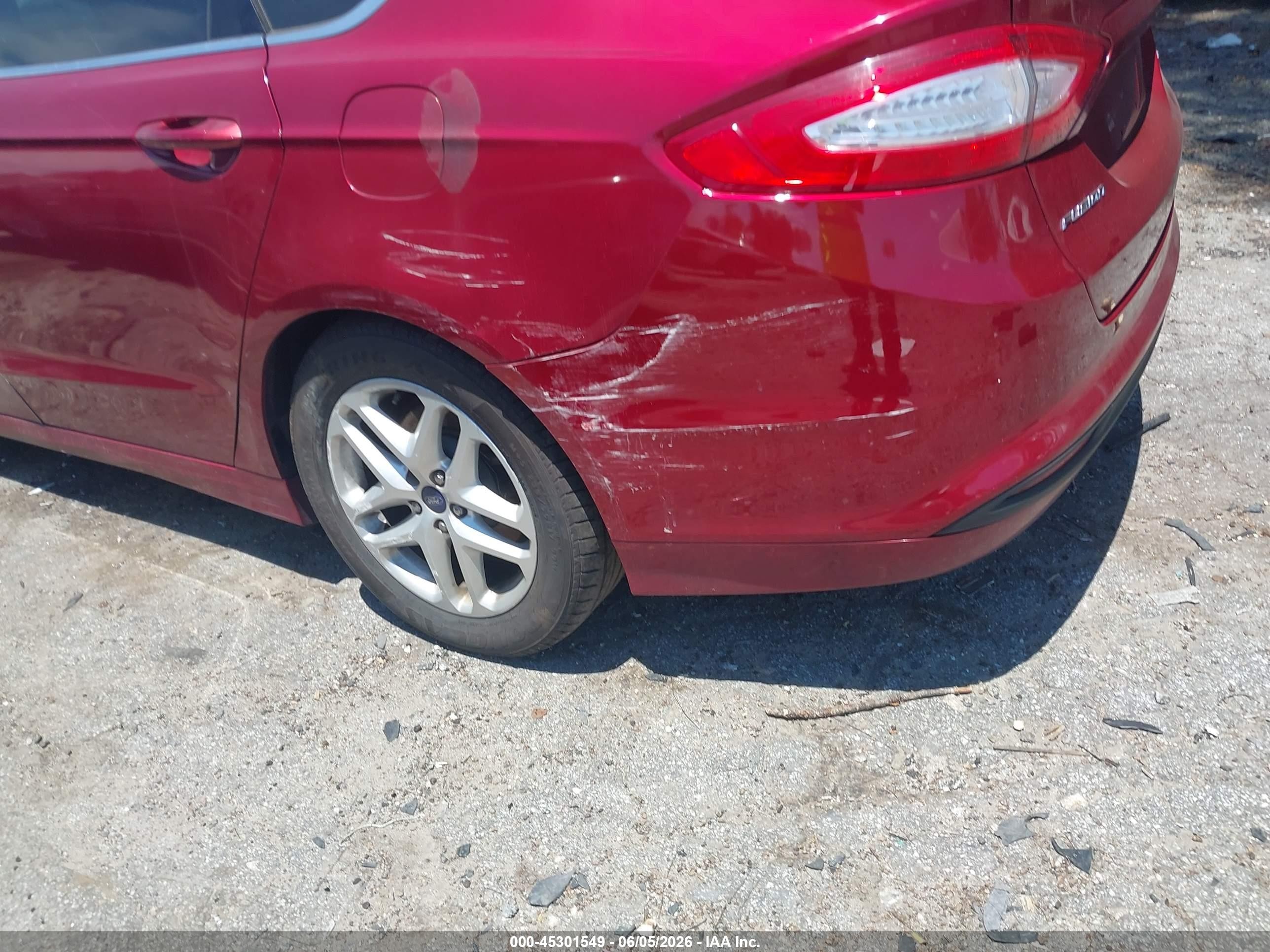 2014 Ford Fusion Se Red vin: 1FA6P0H72E5386816