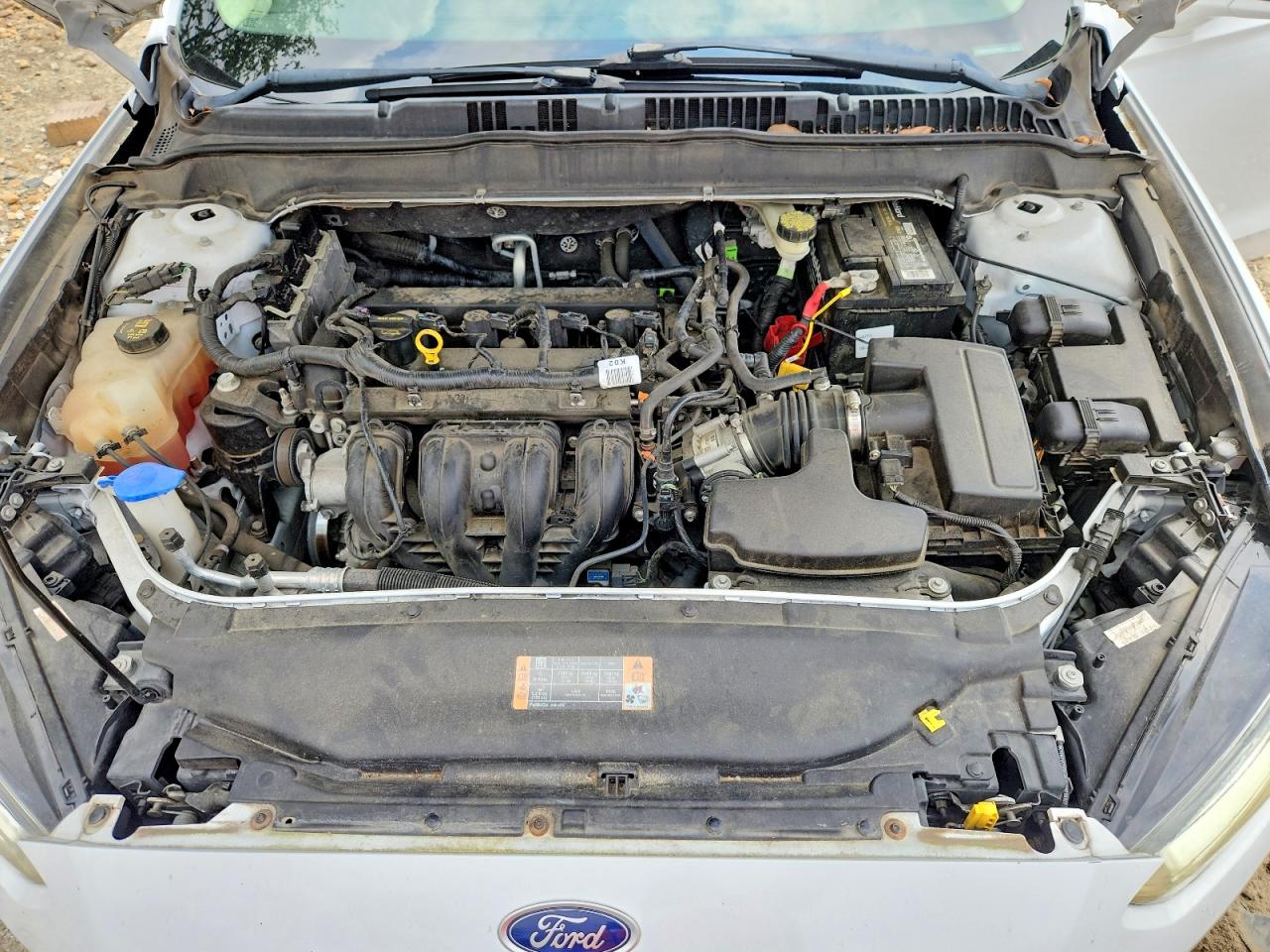 2014 Ford Fusion Se White vin: 1FA6P0H72E5390073