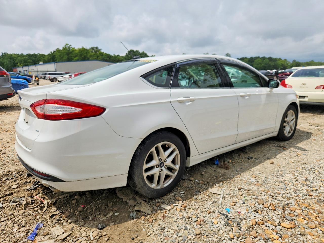 2014 Ford Fusion Se White vin: 1FA6P0H72E5390073