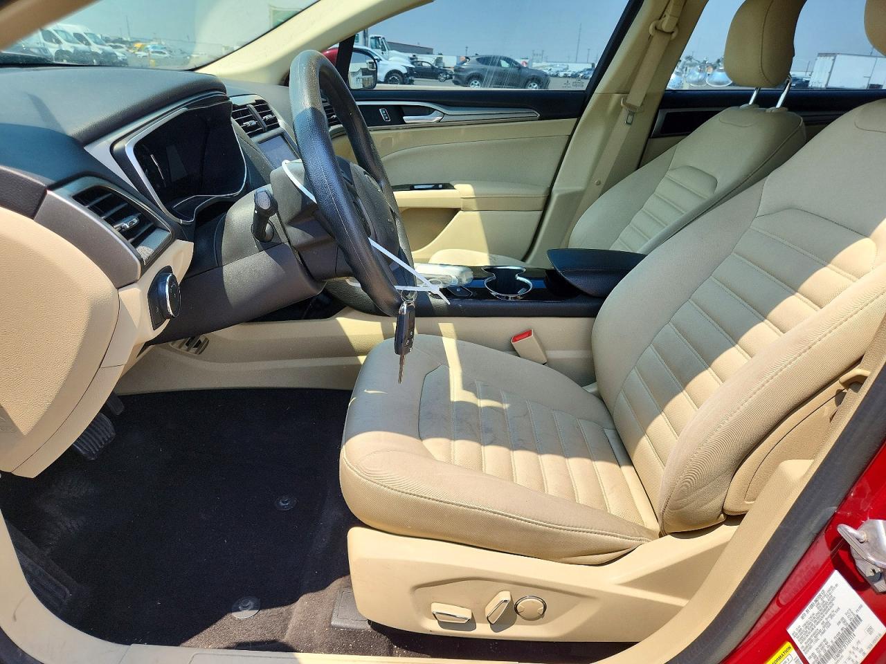2015 Ford Fusion Se Red vin: 1FA6P0H72F5101114
