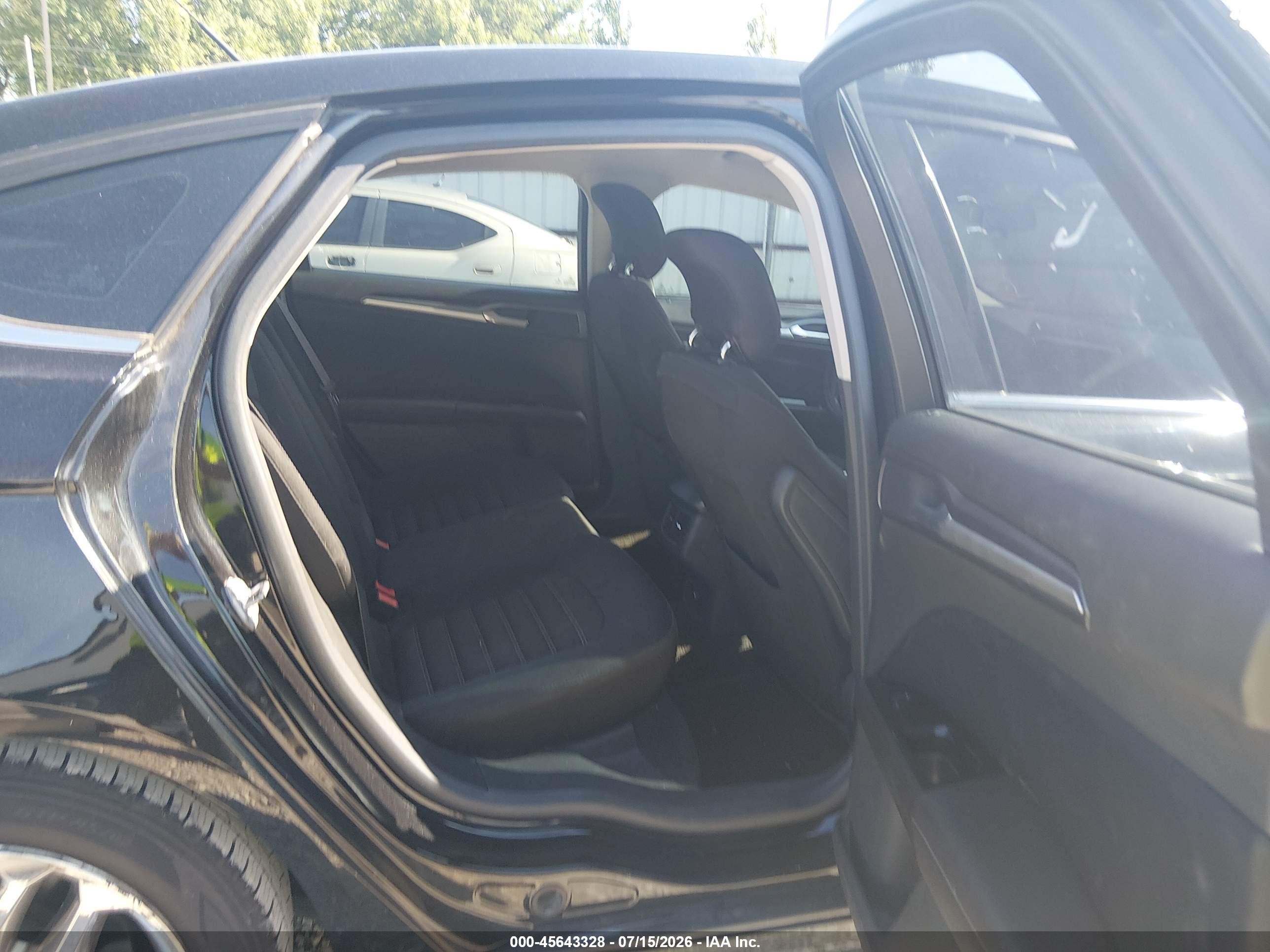 2014 Ford Fusion Se Черный vin: 1FA6P0H73E5366607