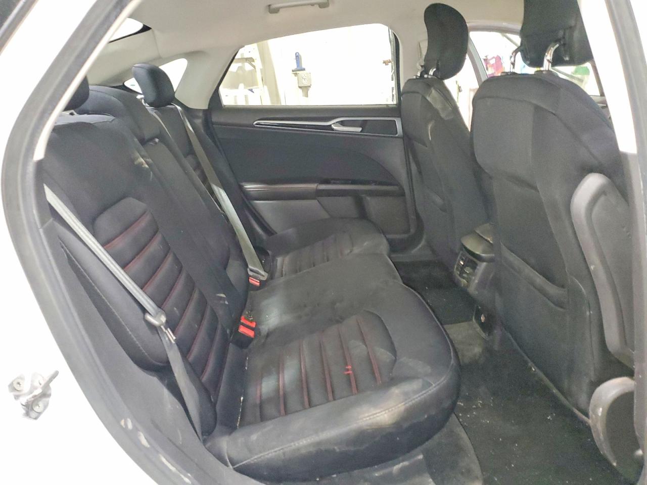 2015 Ford Fusion Se White vin: 1FA6P0H73F5108444