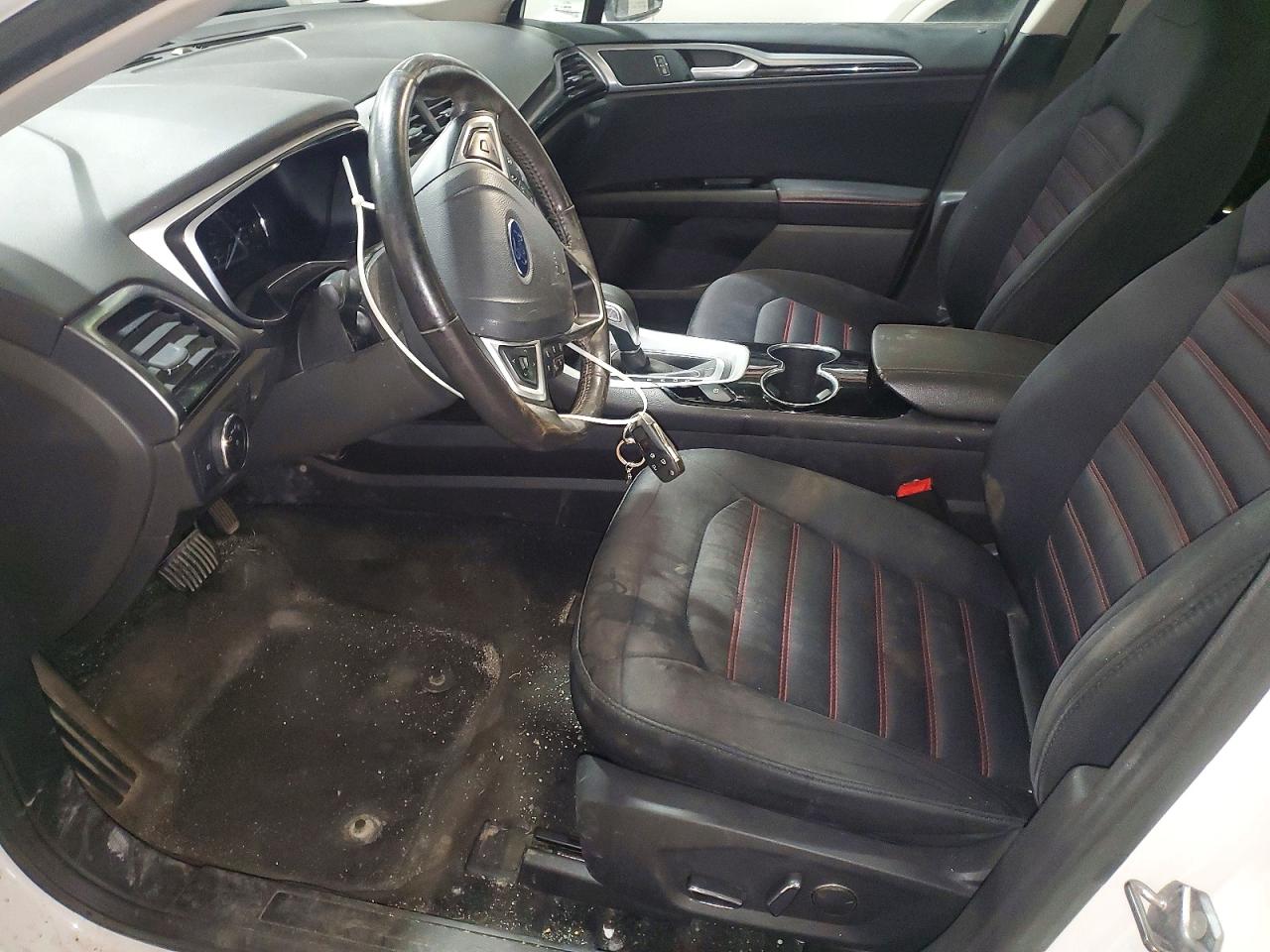 2015 Ford Fusion Se White vin: 1FA6P0H73F5108444
