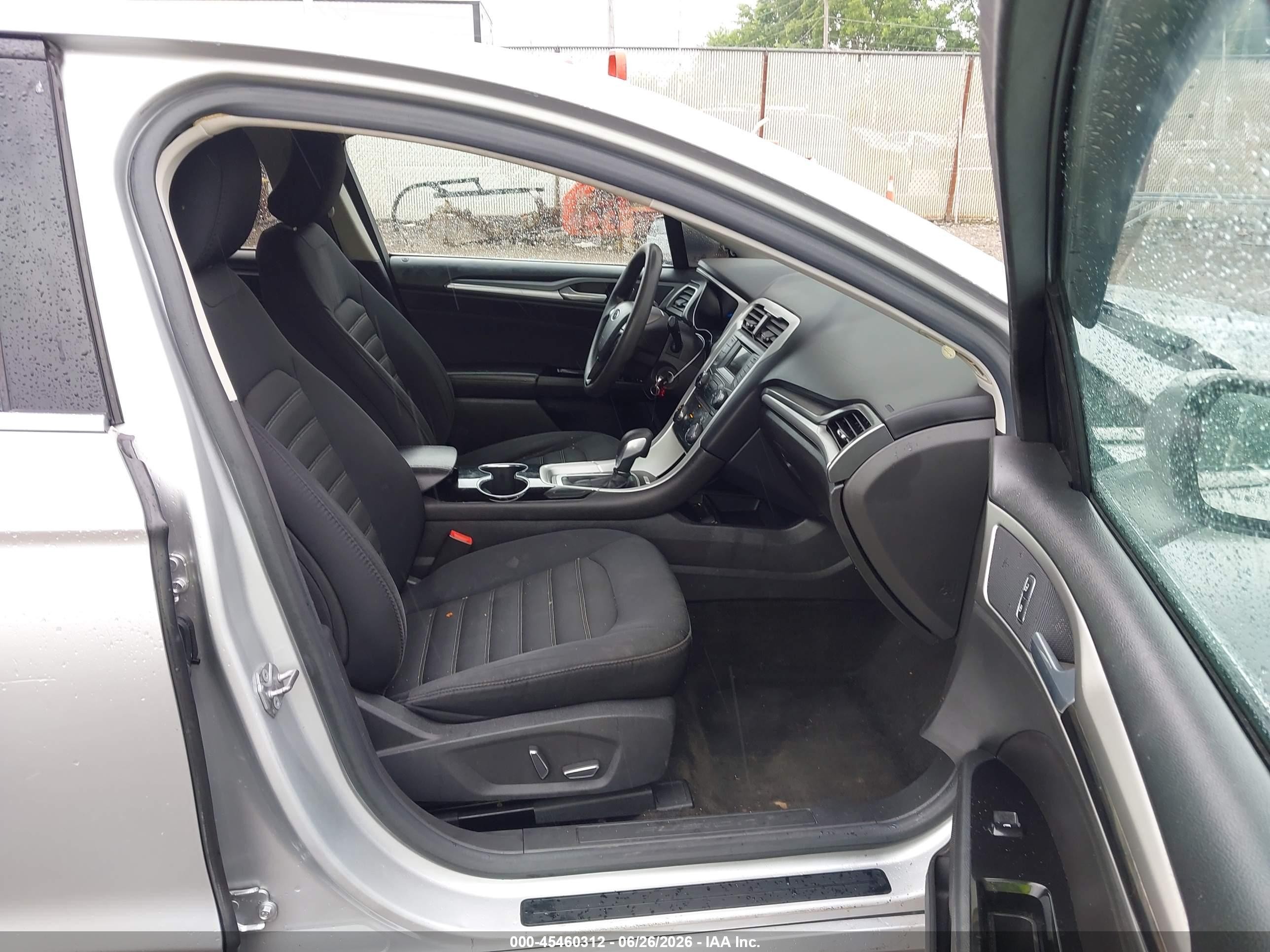2015 Ford Fusion Se Silver vin: 1FA6P0H73F5128175