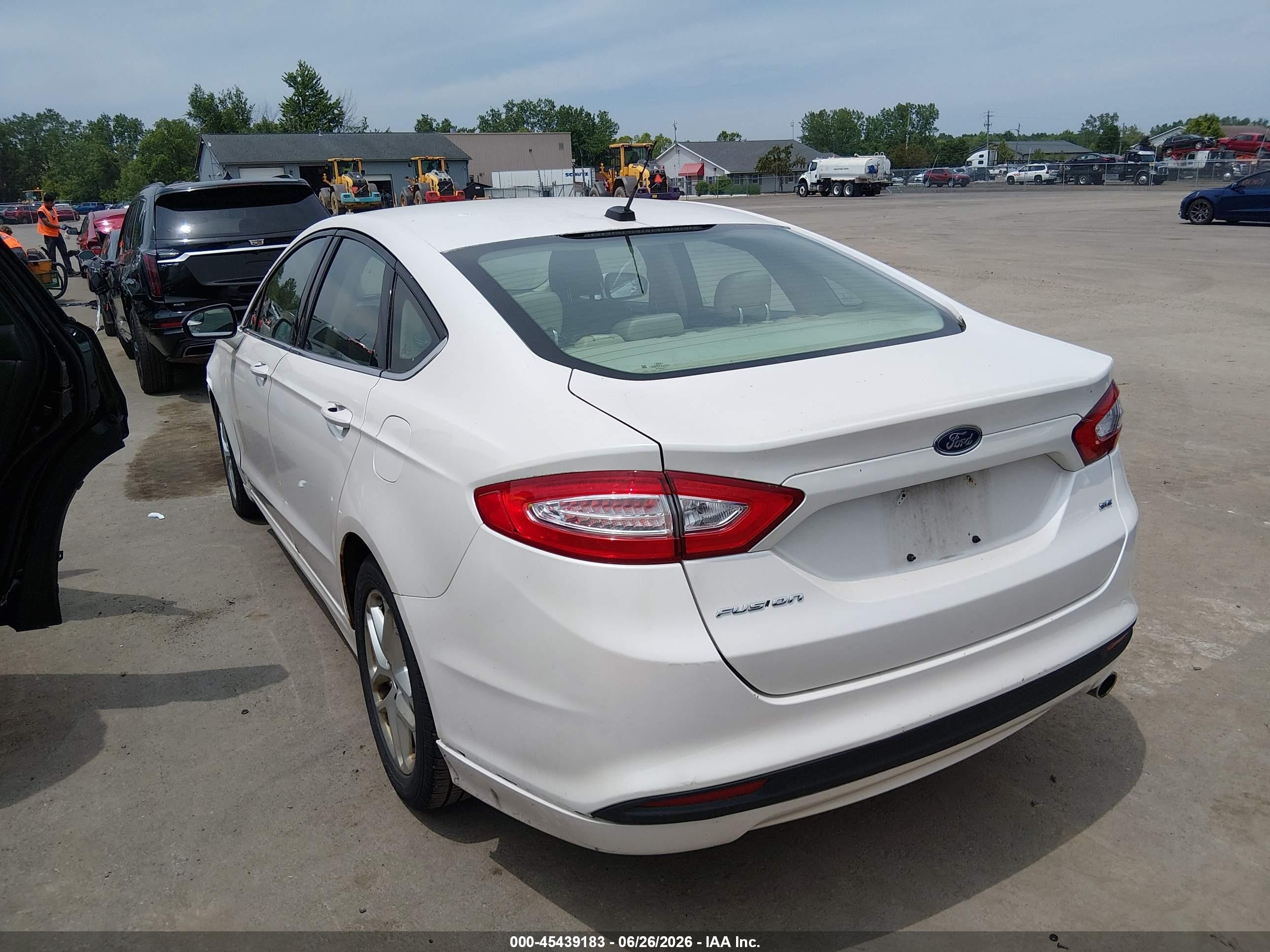 2014 Ford Fusion Se White vin: 1FA6P0H74E5370469