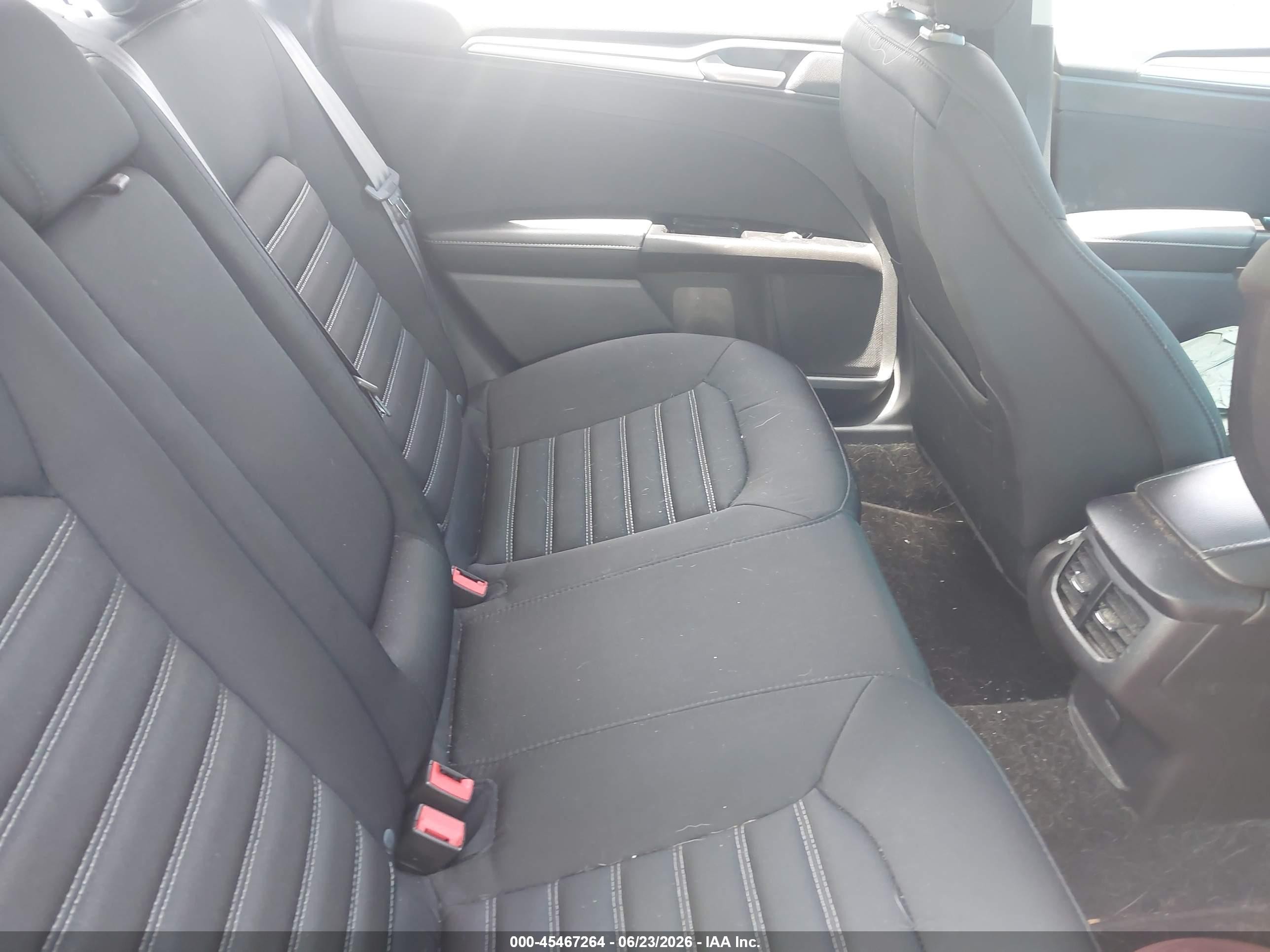 2015 Ford Fusion Se Silver vin: 1FA6P0H74F5114480