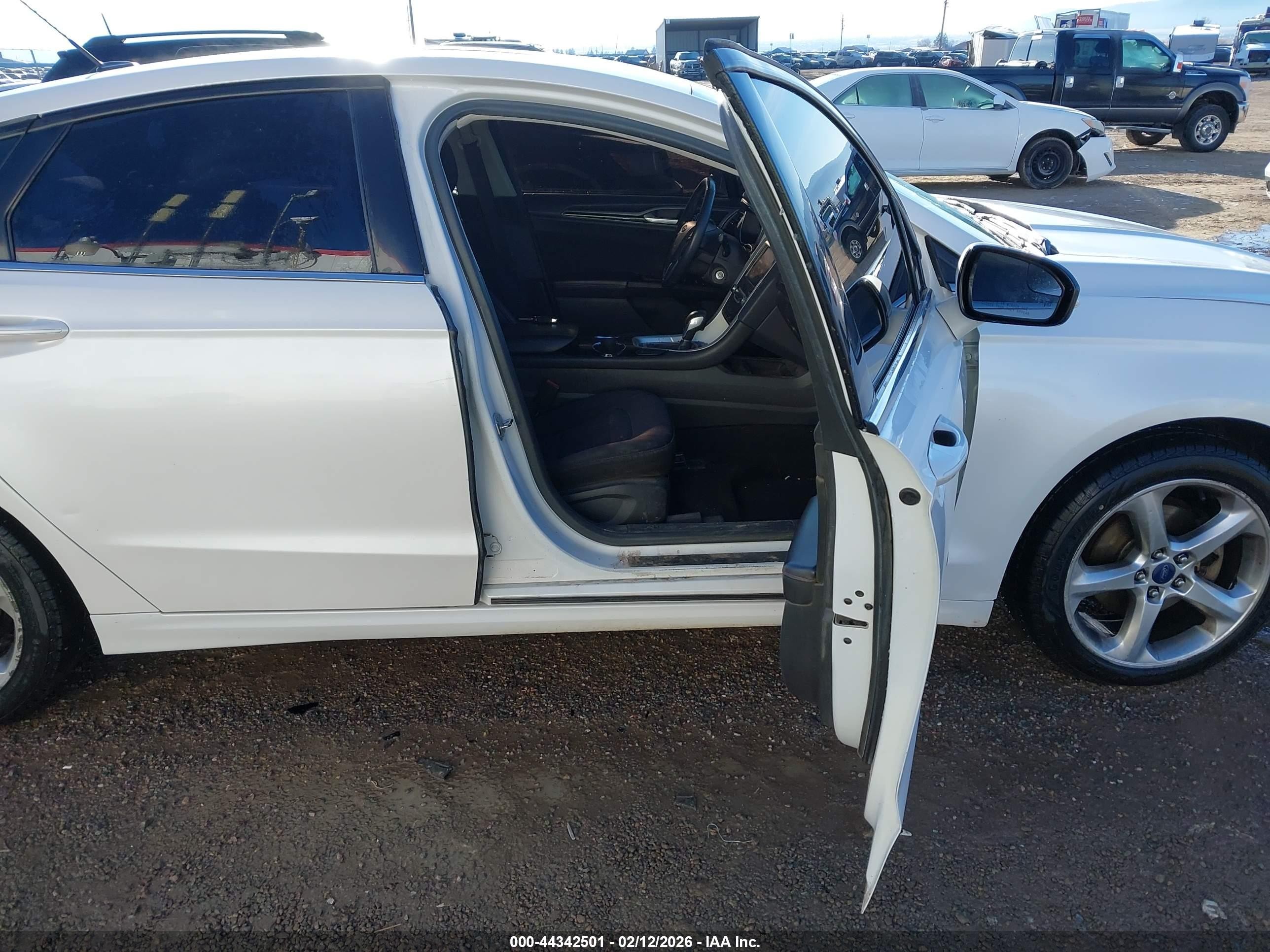 2014 Ford Fusion Se Белый vin: 1FA6P0H75E5404452