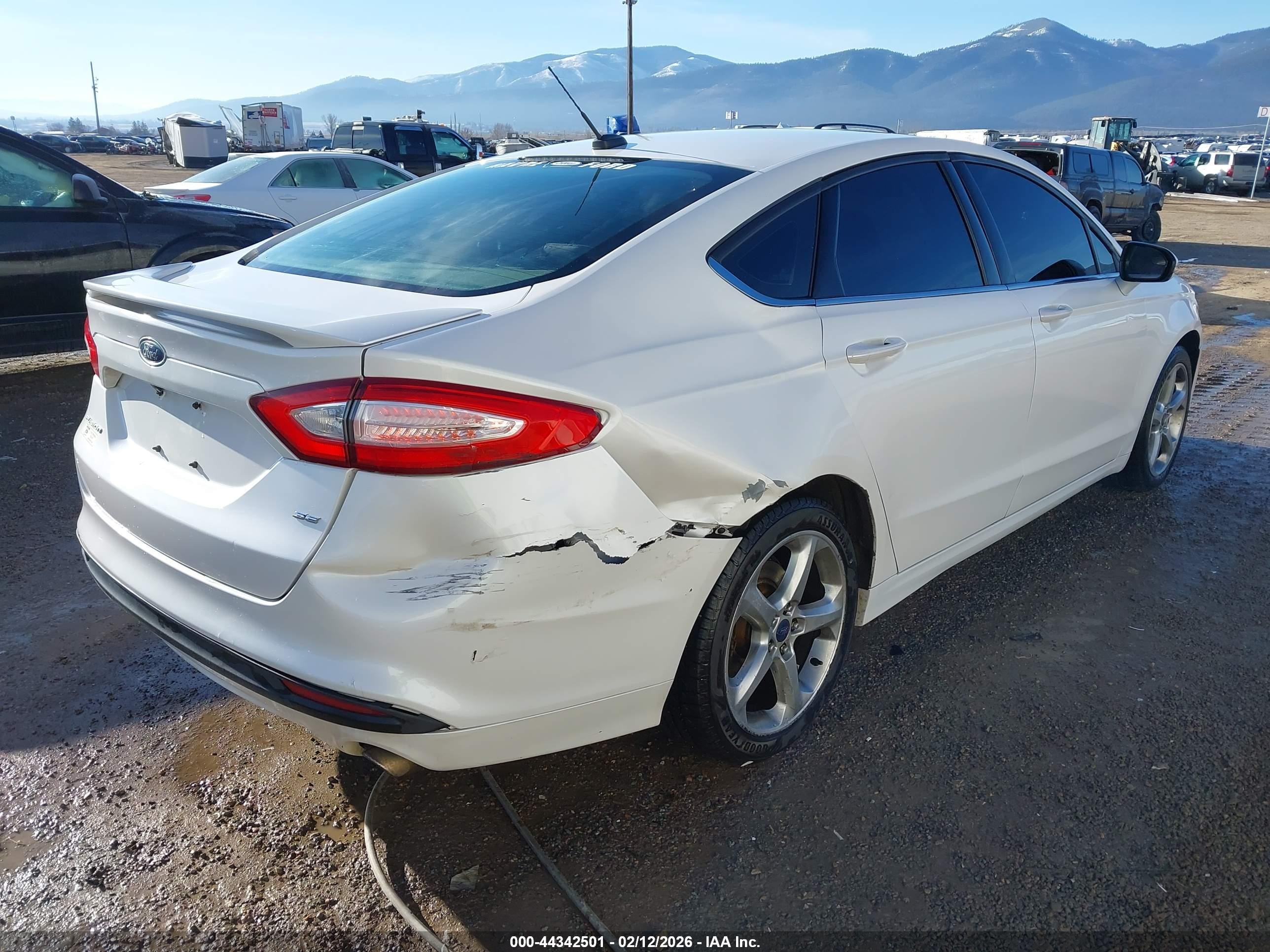 2014 Ford Fusion Se Белый vin: 1FA6P0H75E5404452