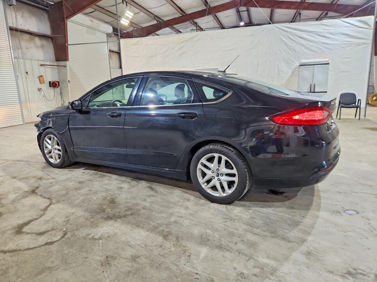 2015 Ford Fusion Se Черный vin: 1FA6P0H75F5100636