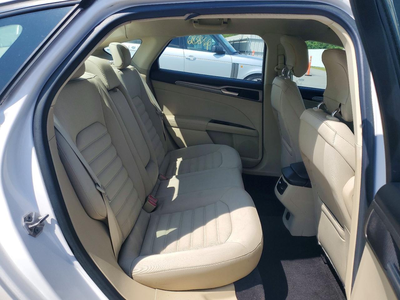 2014 Ford Fusion Se White vin: 1FA6P0H76E5373762