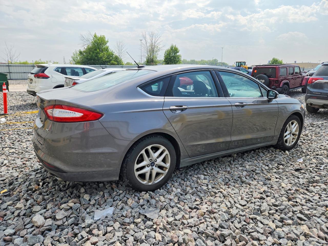 2014 Ford Fusion Se Серый vin: 1FA6P0H76E5378301