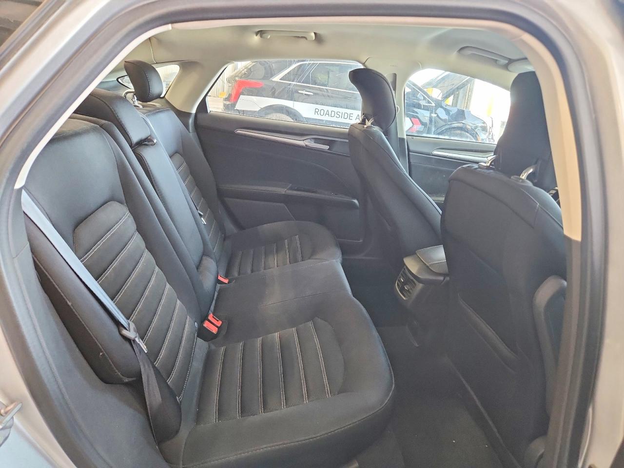 2014 Ford Fusion Se Silver vin: 1FA6P0H76E5397169