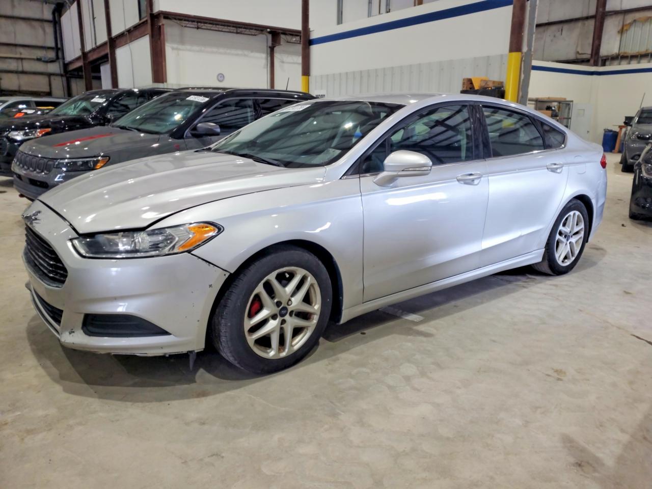 2015 Ford Fusion Se Серебряный vin: 1FA6P0H76F5111967